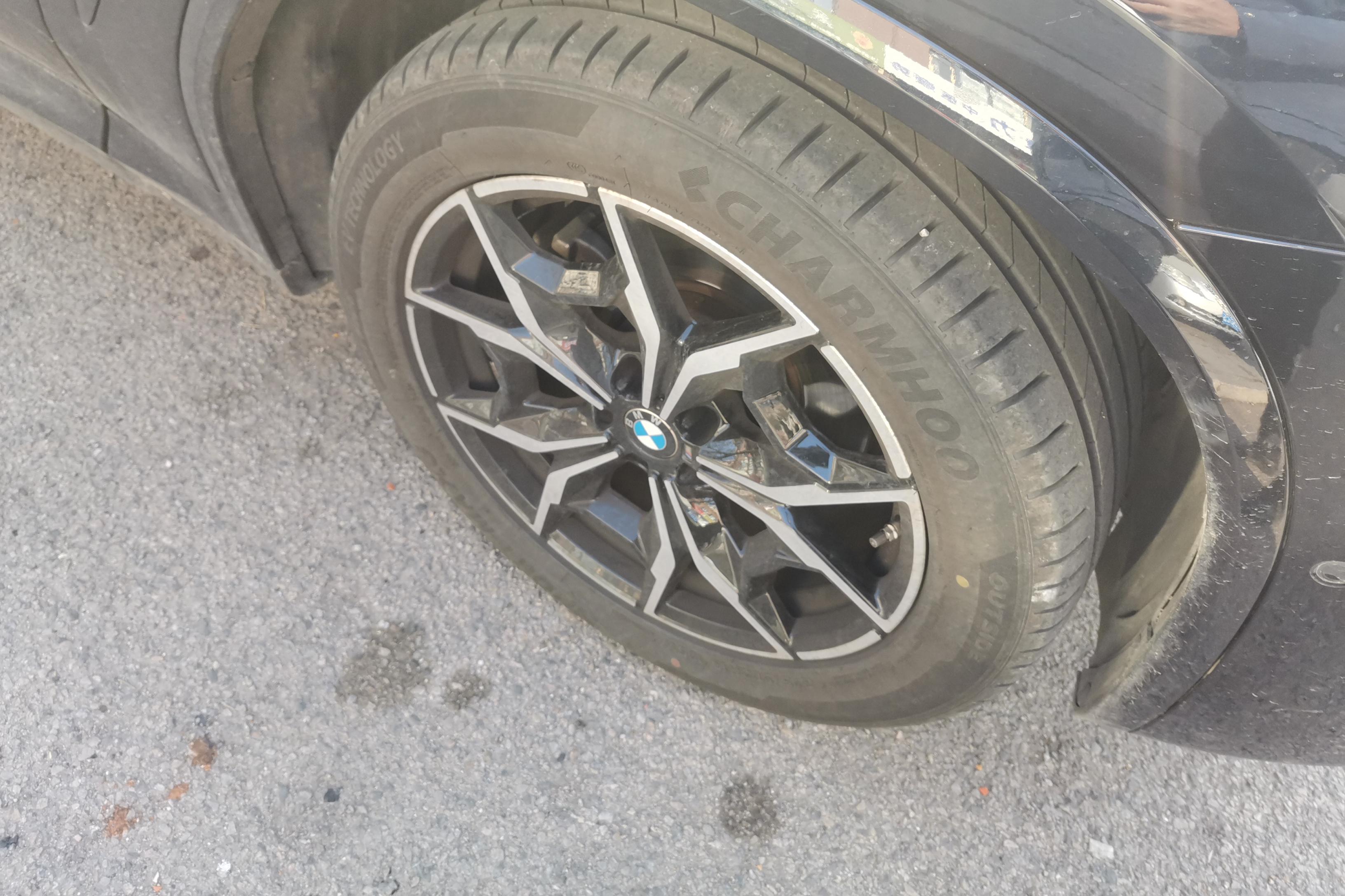 BMW X4 M40i 2023 immagine di auto #6