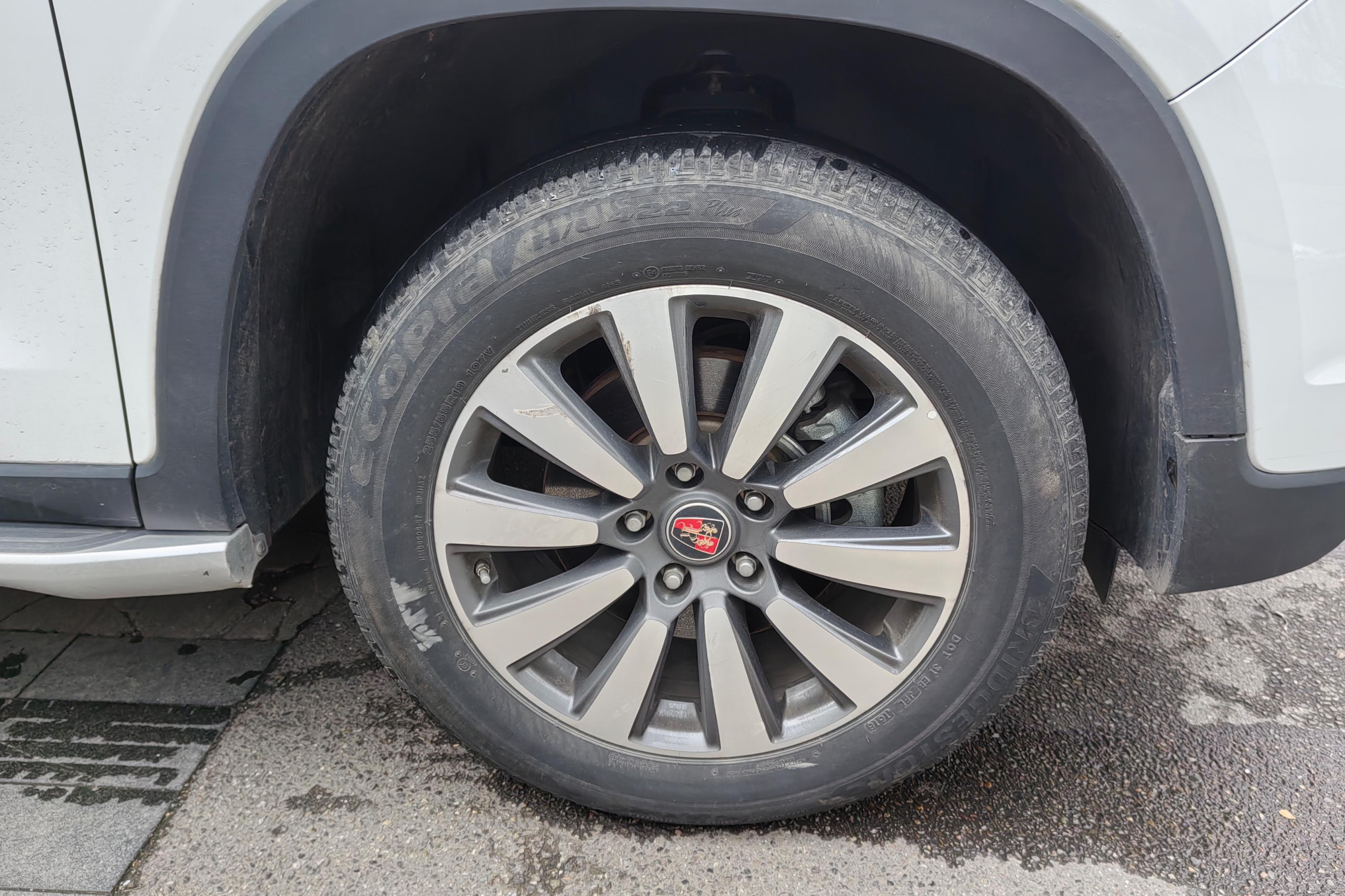 Roewe RX8 2018 изображение автомобиля #6