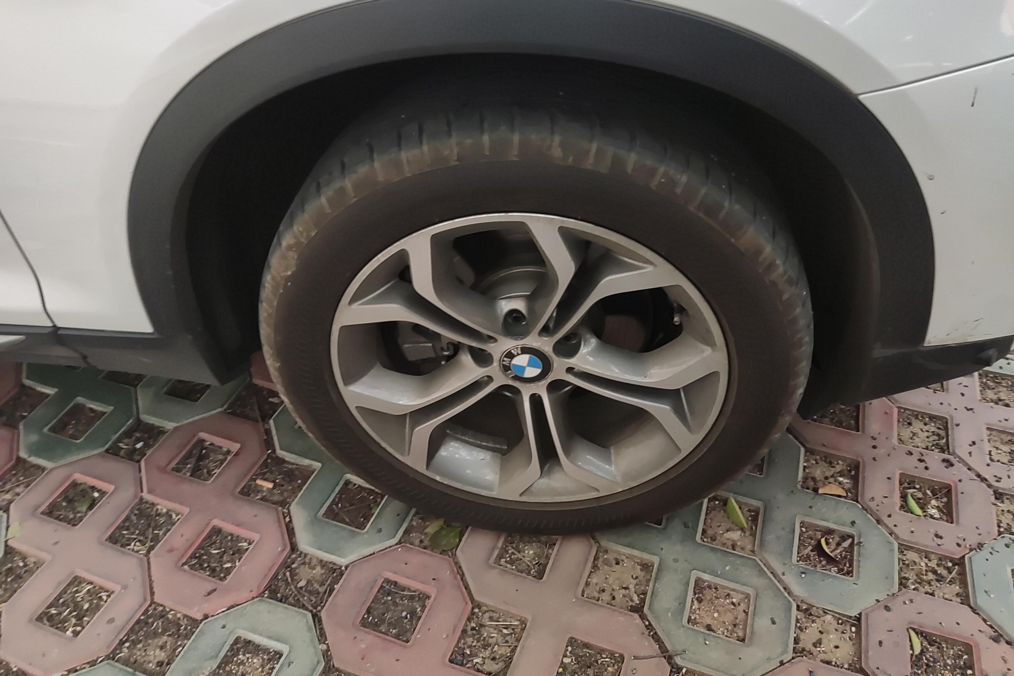 BMW X4 M40i 2017 car image #6