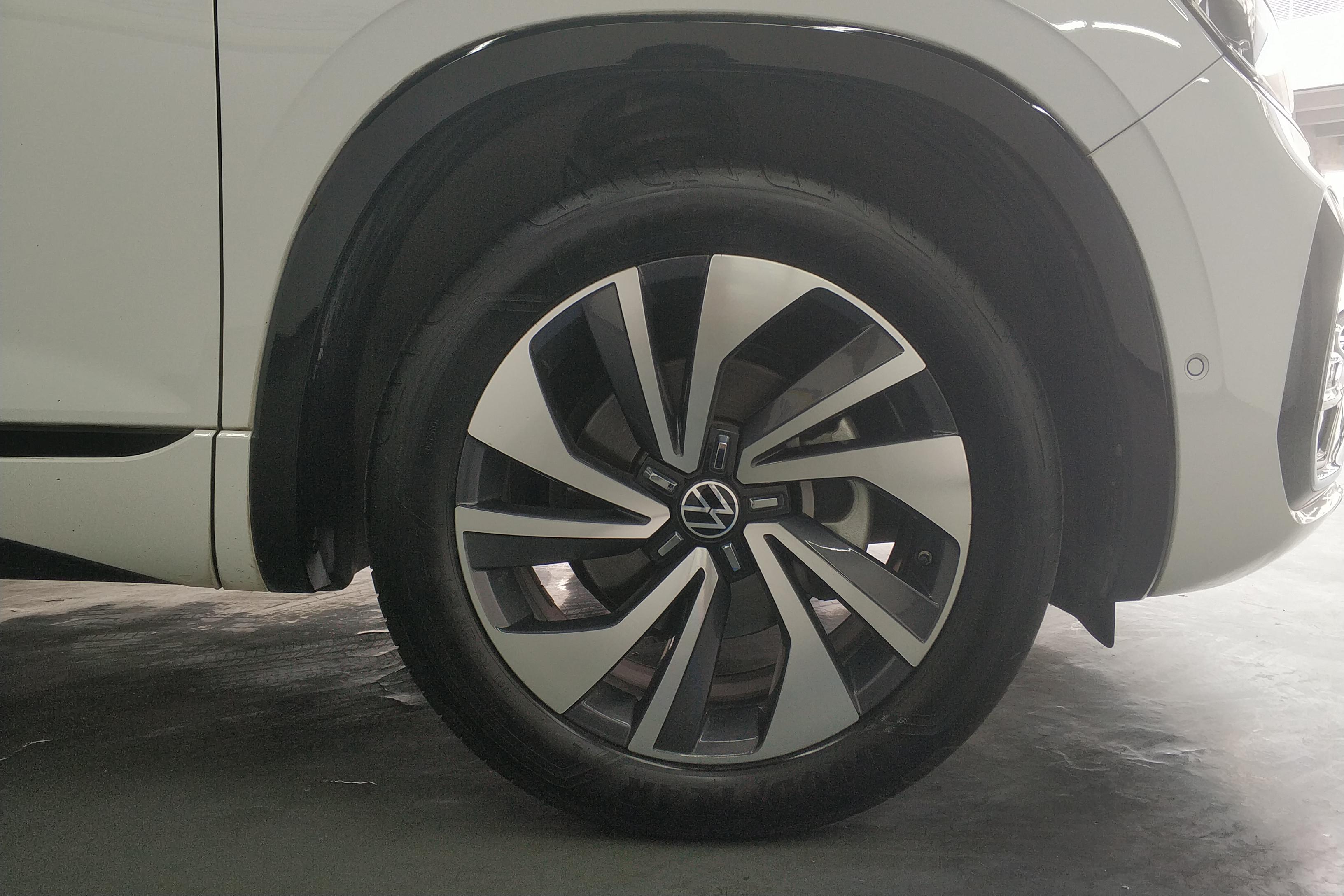 Volkswagen Tayron X 2022 car image #6