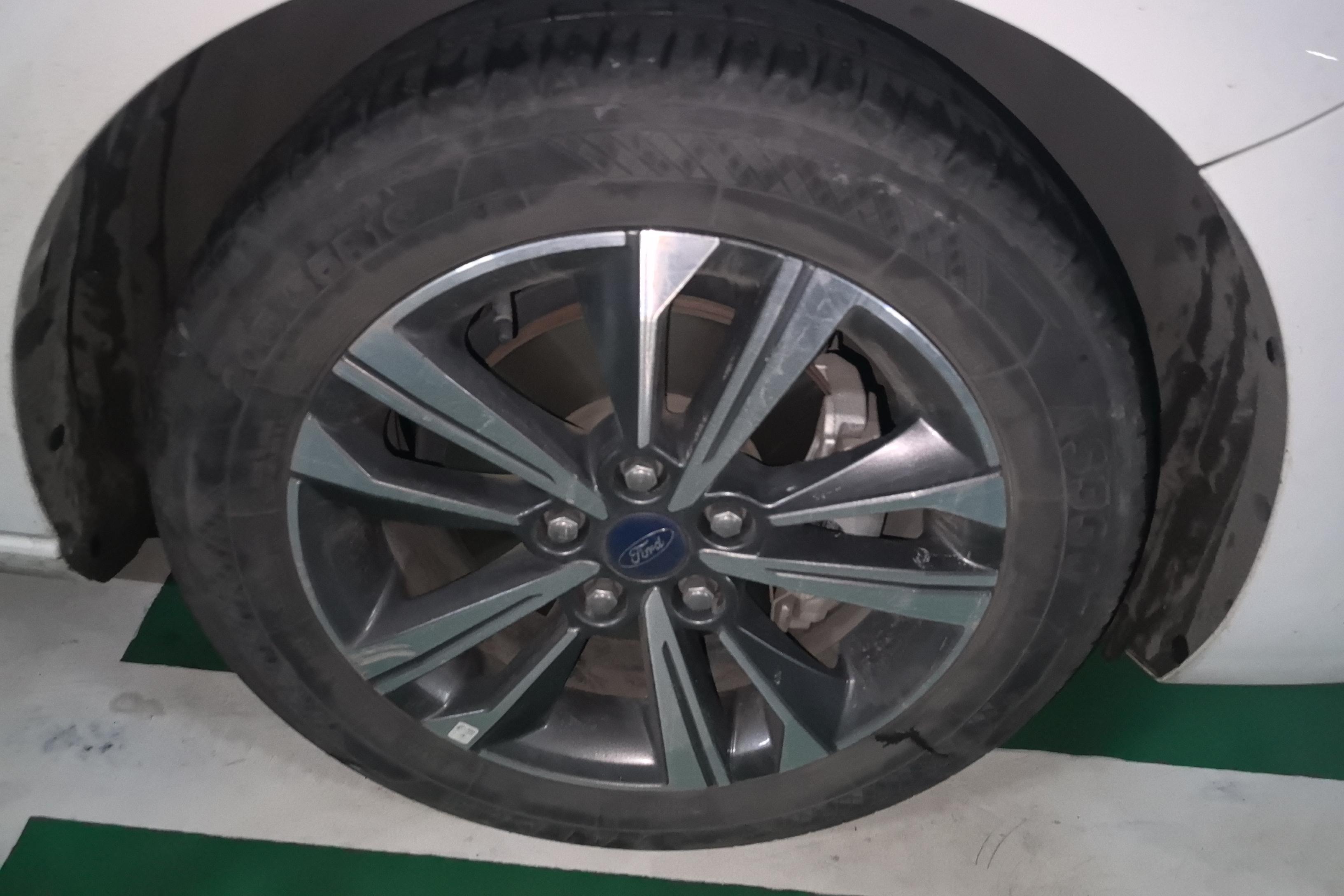 Ford Escort 2022 car image #6