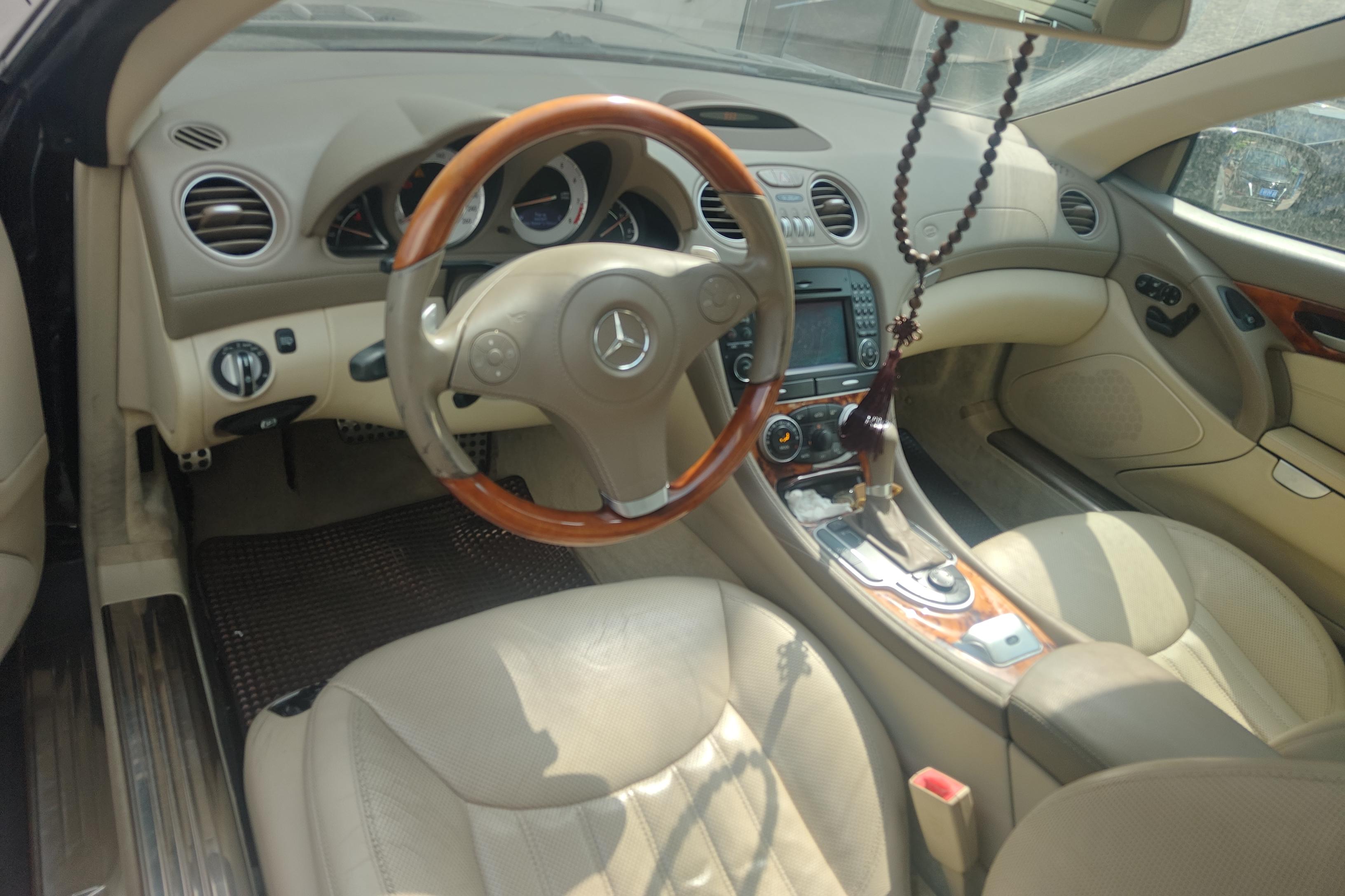 Mercedes-Benz SL Class 2010 #6 Mercedes-Benz SL Class 2010 car image #6