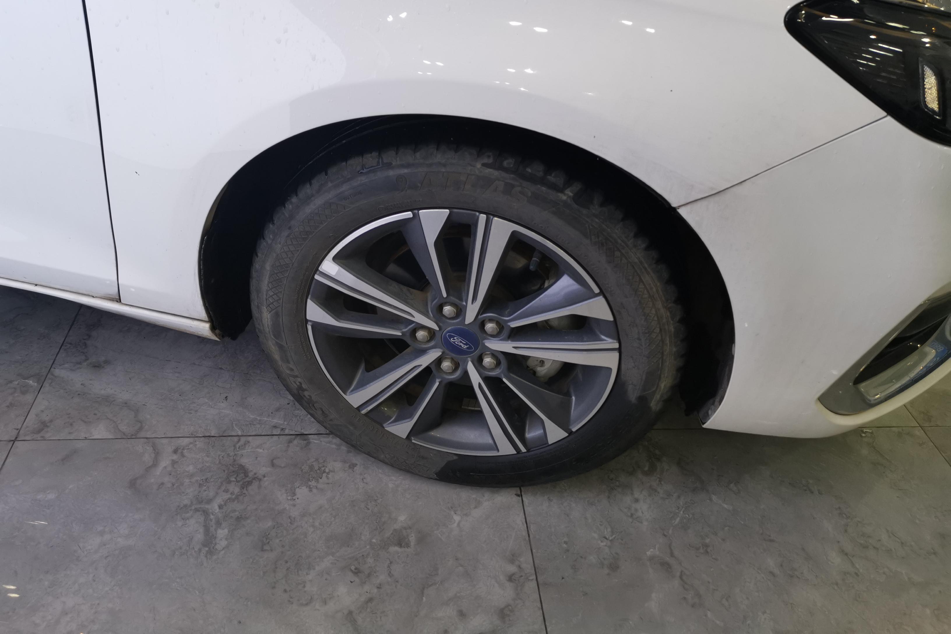 Ford Escort 2021 #6 Ford Escort 2021 car image #6