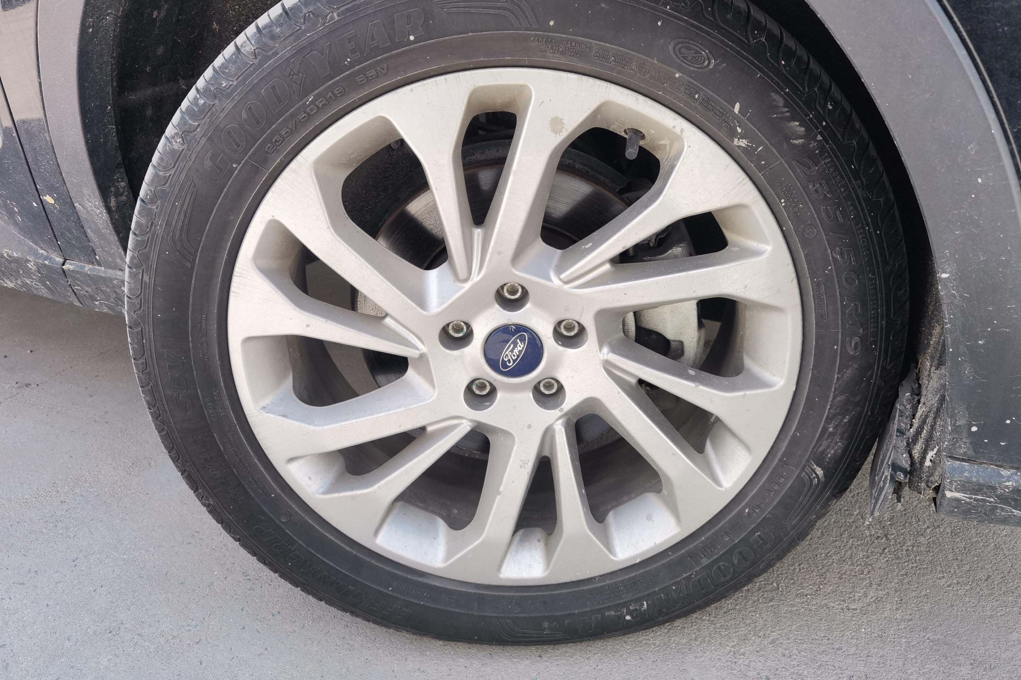 Ford Equator 2022 car image #6