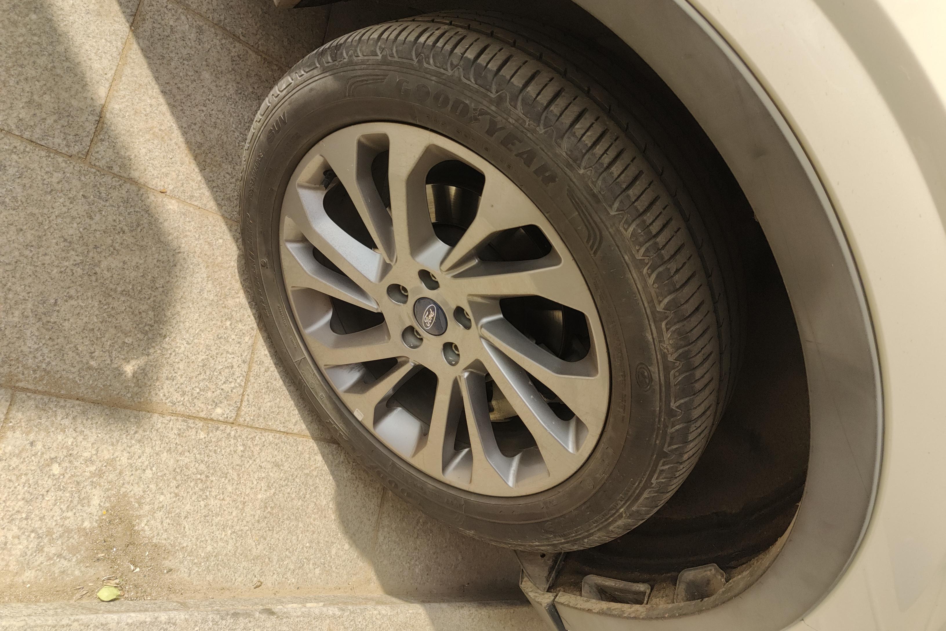 Ford Equator 2021 car image #6