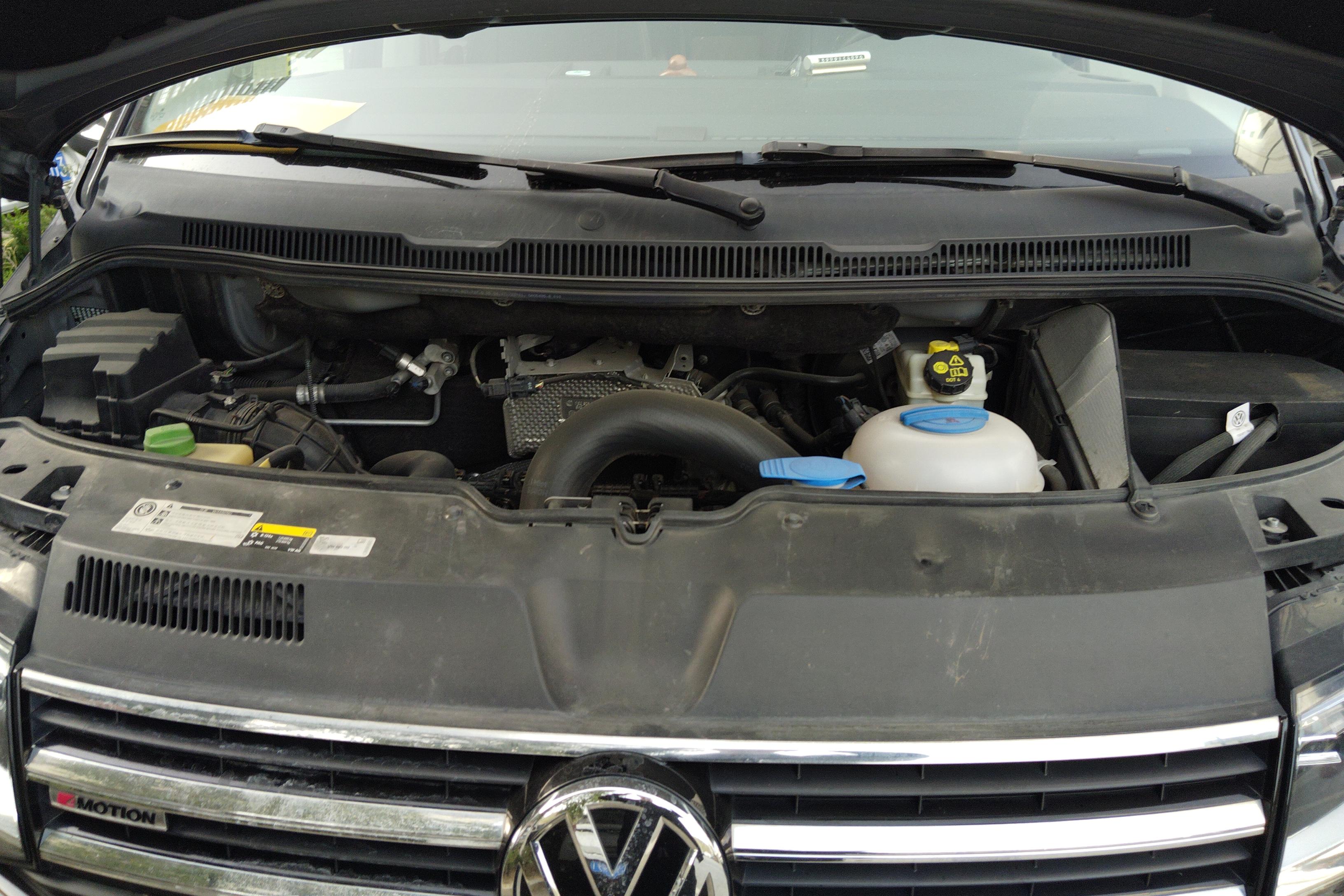 Volkswagen Caravelle 2017 immagine di auto #6