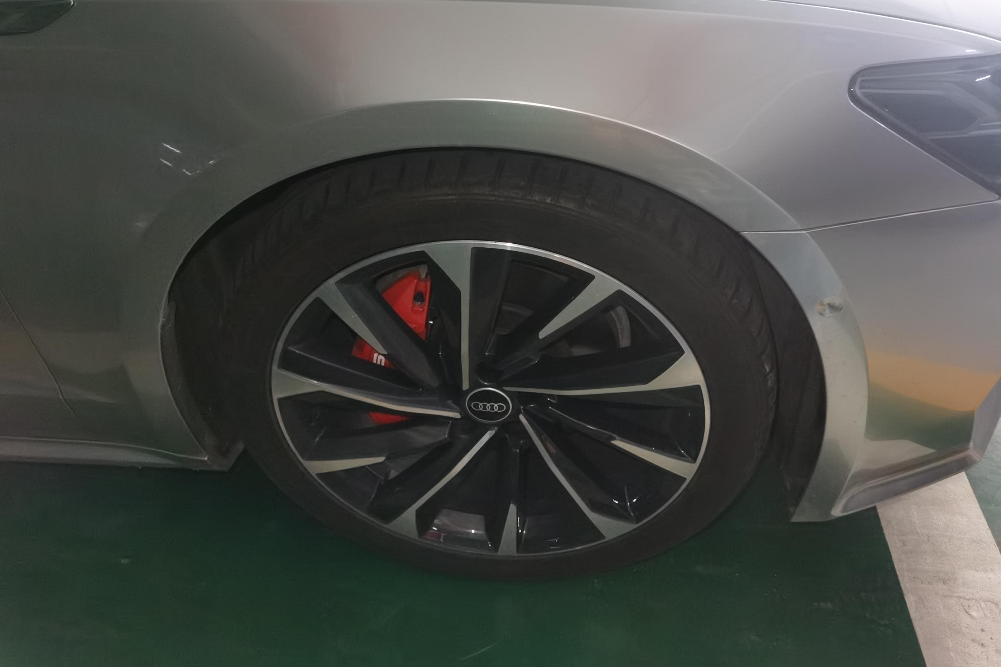 Audi A7L 2023 #6 Audi A7L 2023 صورة سيارة #6