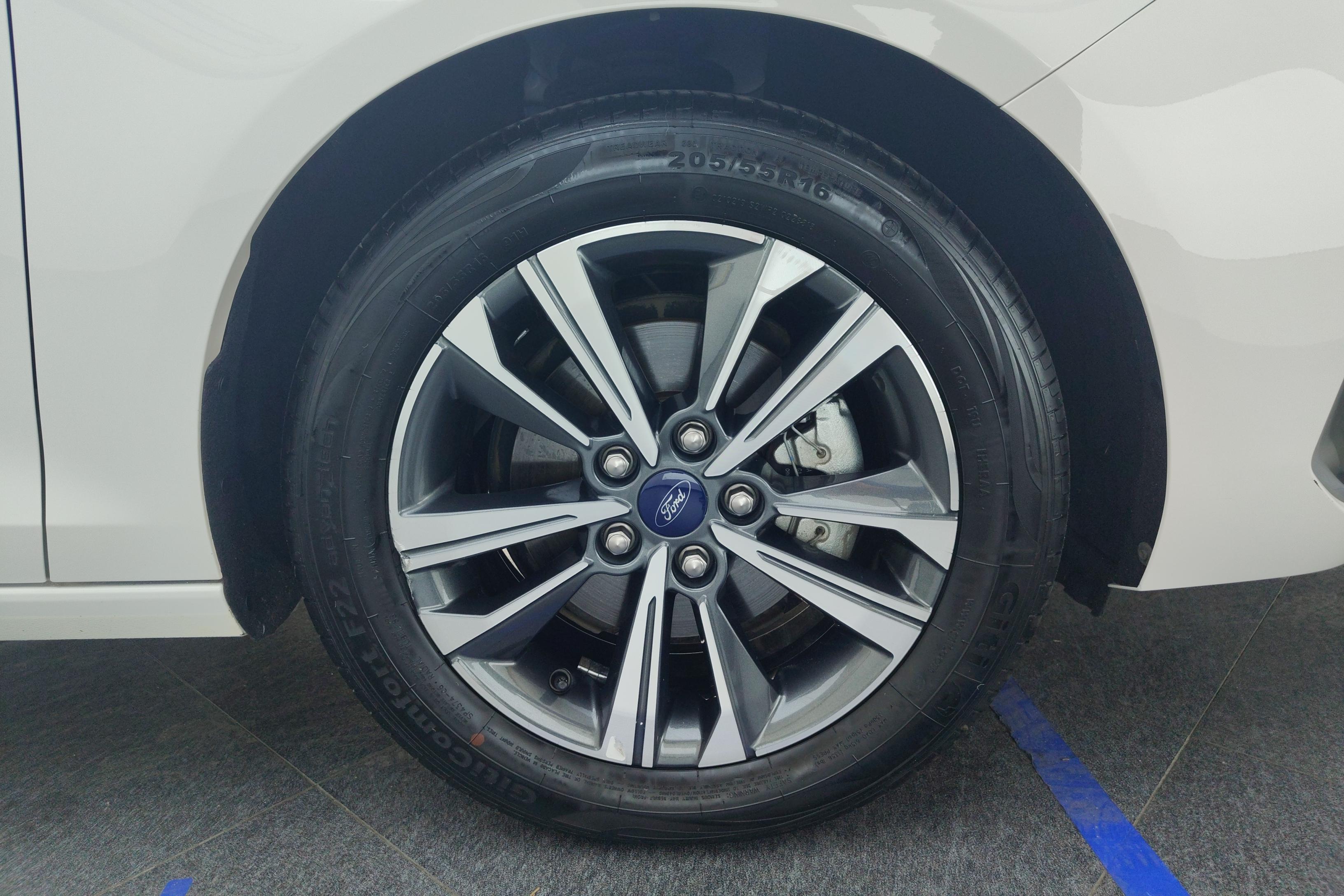 Ford Escort 2022 imagem de carro #6