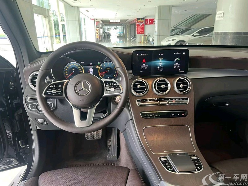 Mercedes-Benz GLC Class 2021 car image #6