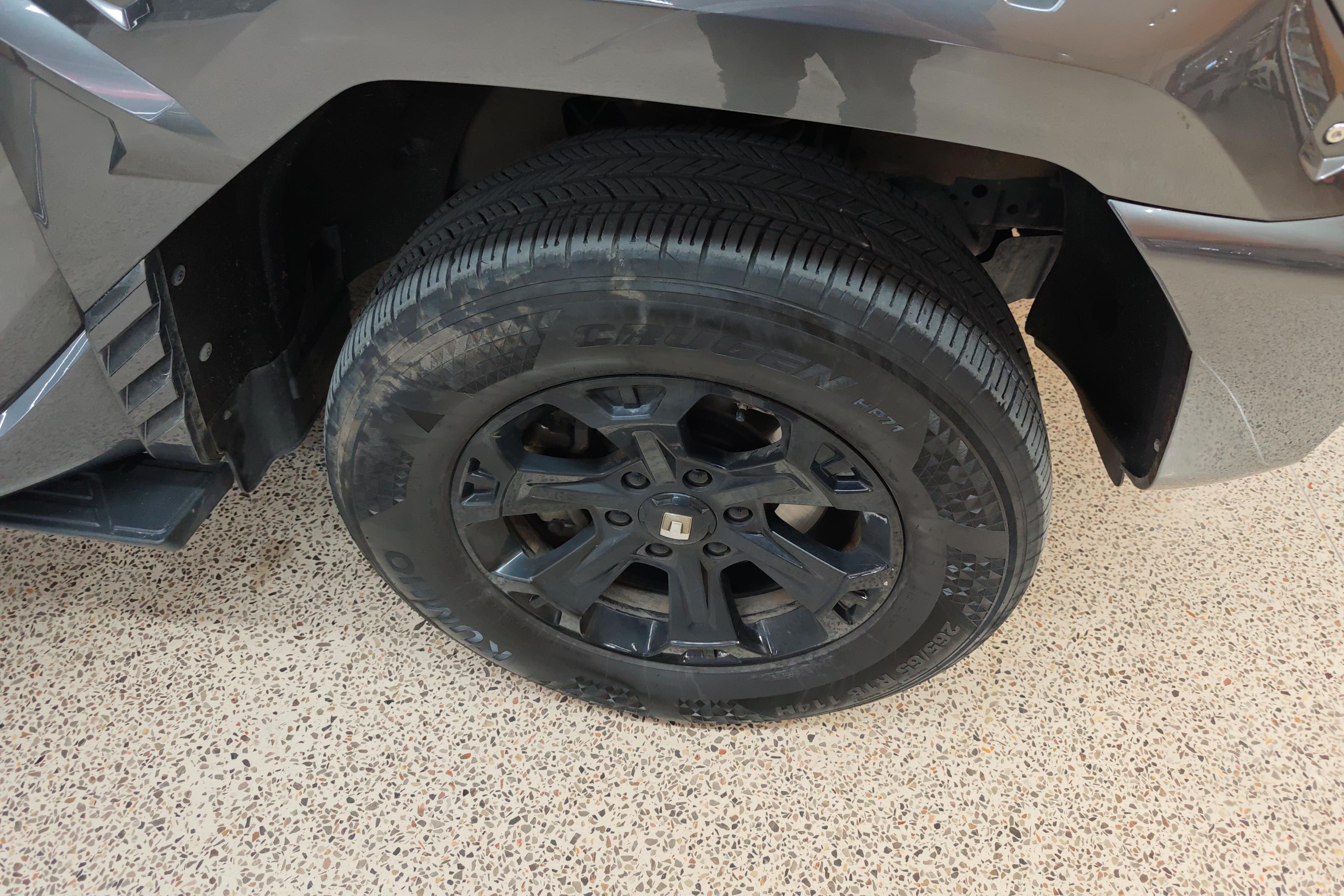 Tank 400 2023 car image #6