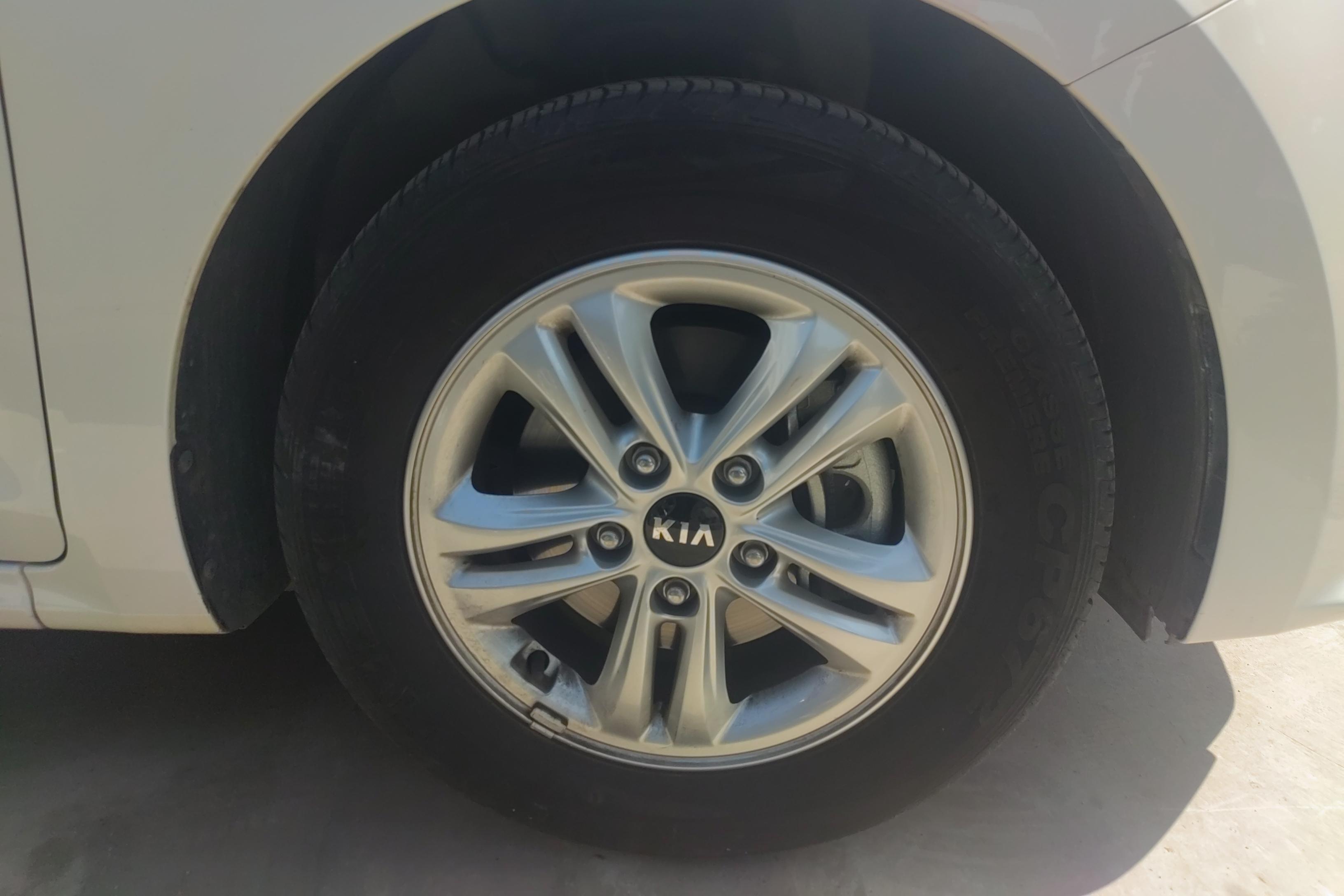 Kia Forte 2021 immagine di auto #6