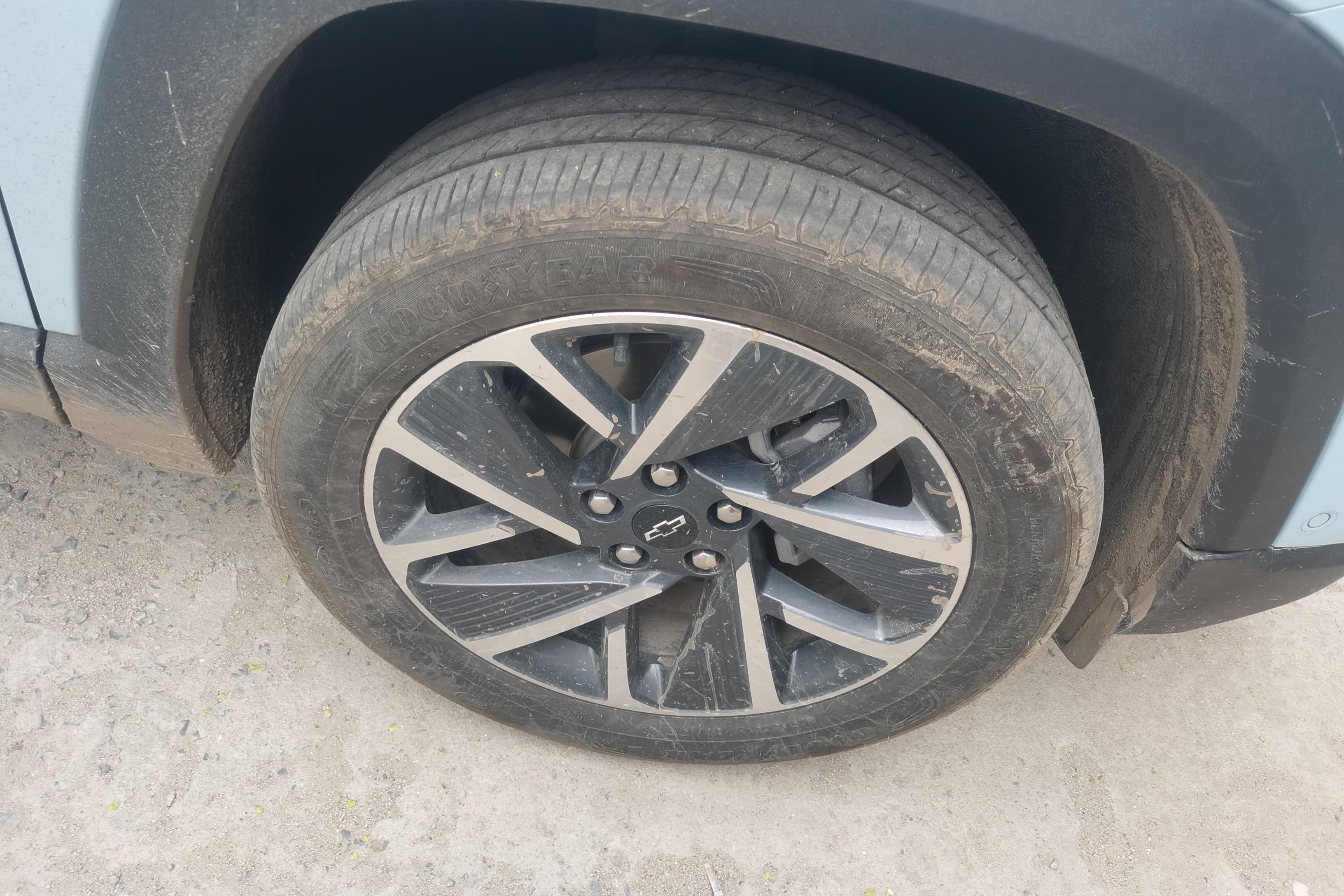 Chevrolet Equinox Plus 2024 car image #6