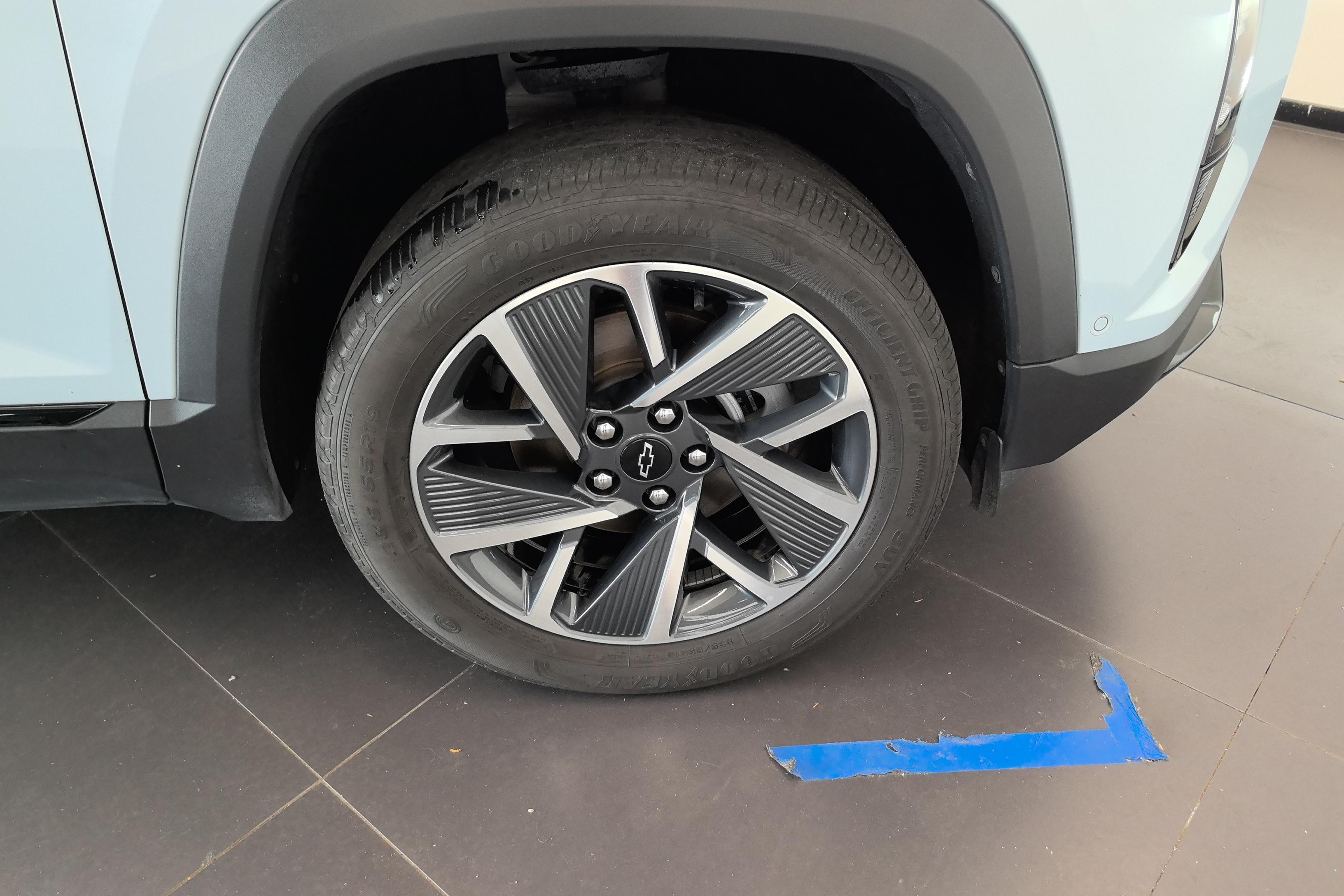 Chevrolet Equinox Plus 2024 #6 Chevrolet Equinox Plus 2024 car image #6