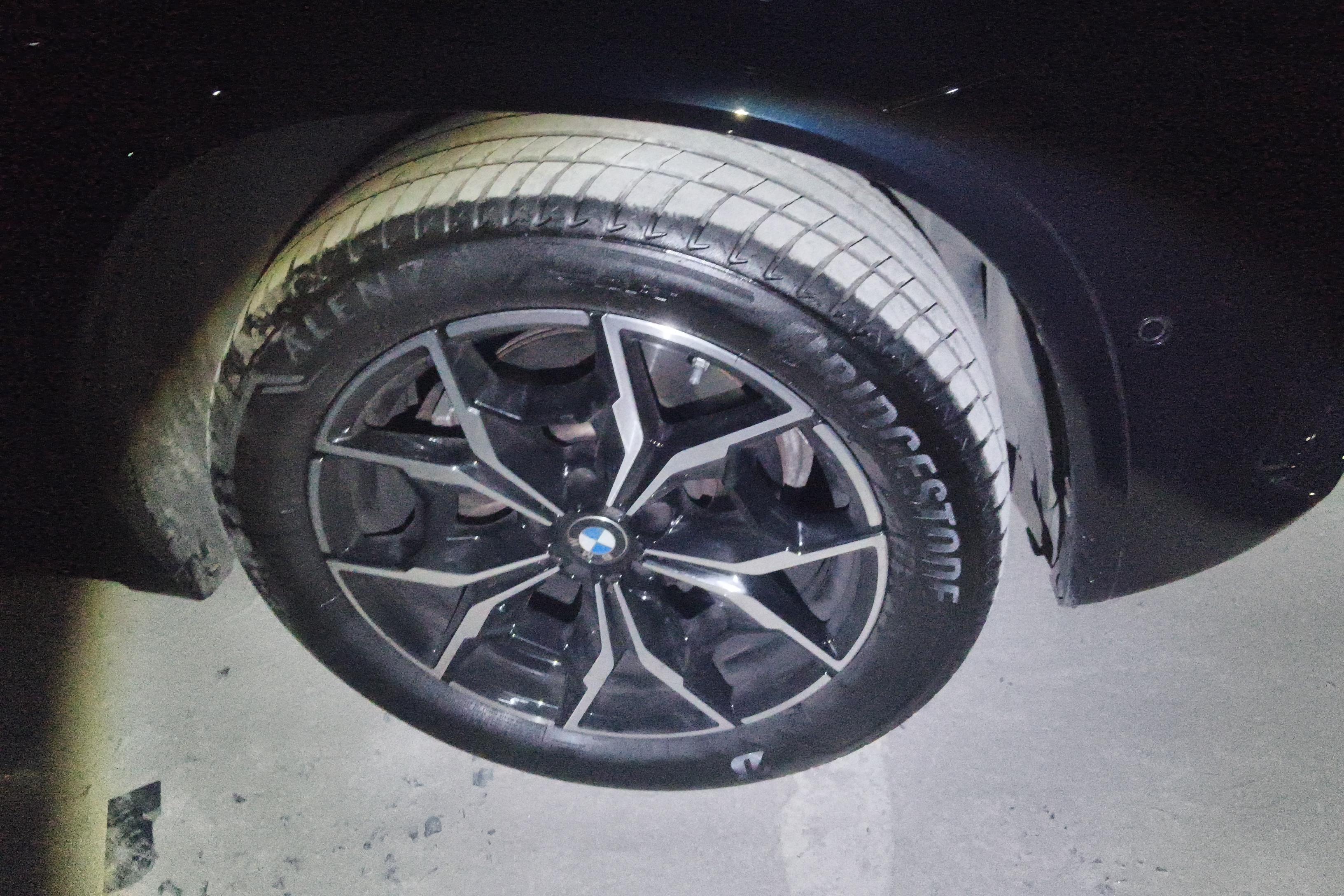 BMW X4 M40i 2023 #6 BMW X4 M40i 2023 car image #6