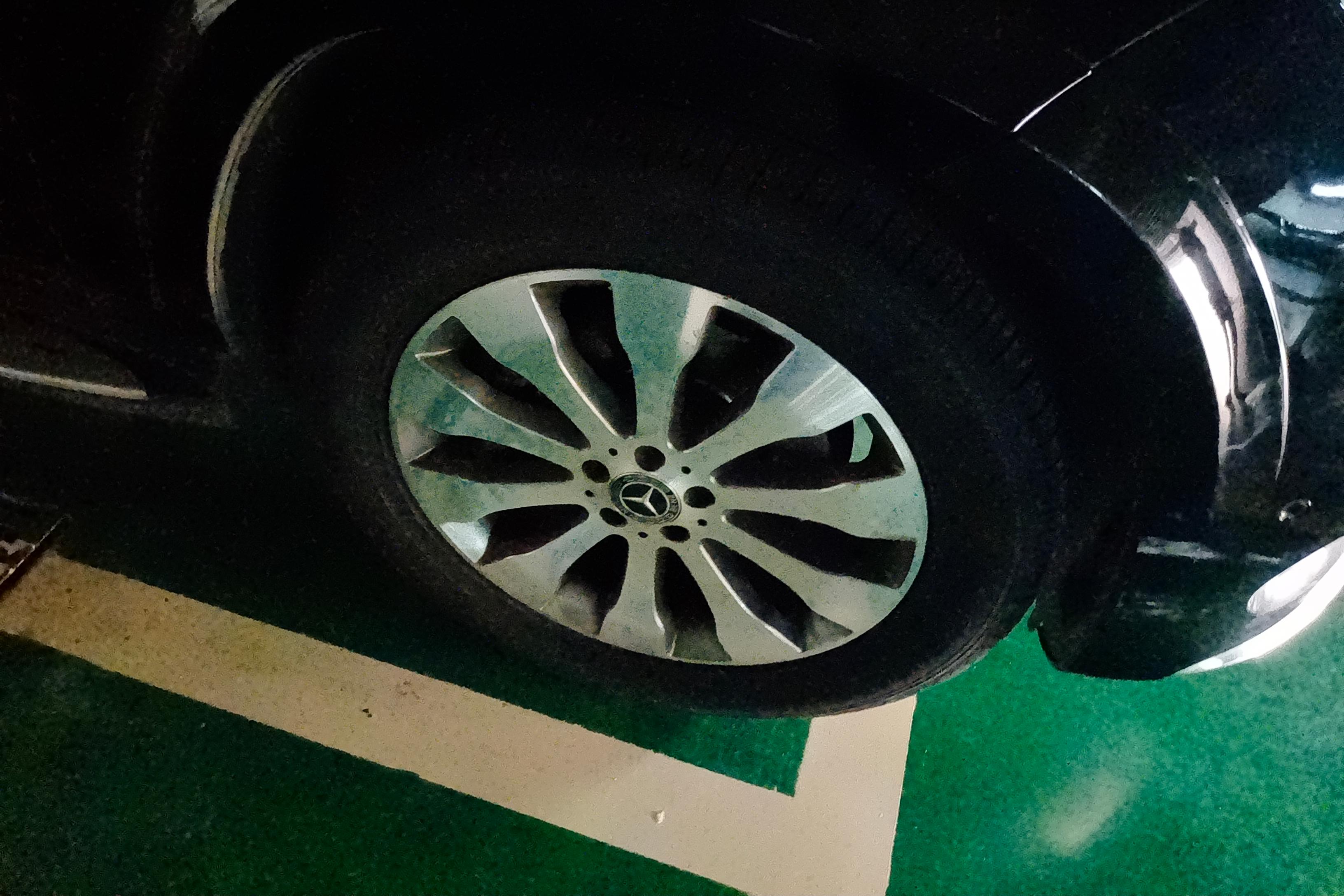 Mercedes-Benz GLS AMG 2018 car image #6