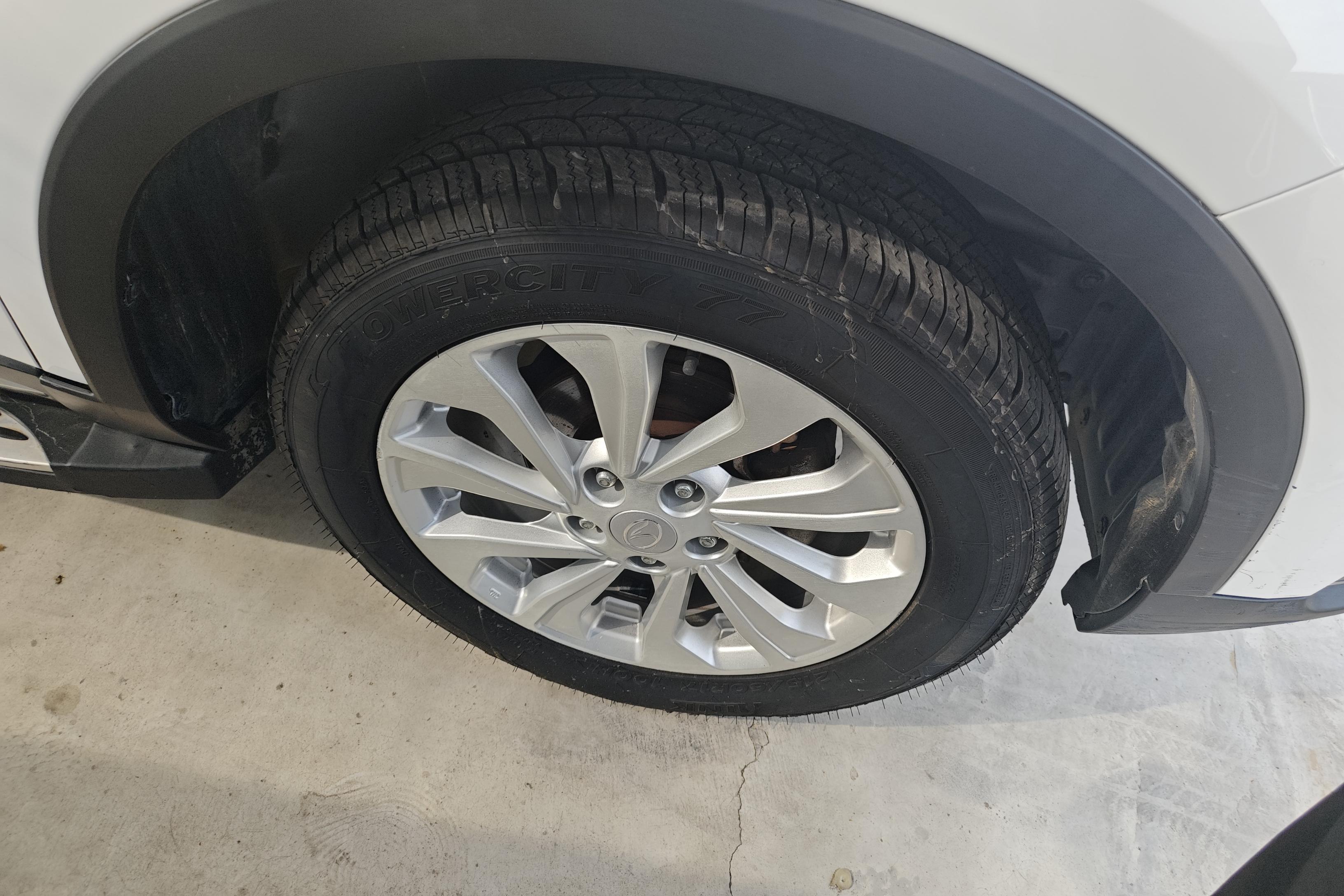 Soueast DX5 2021 car image #6