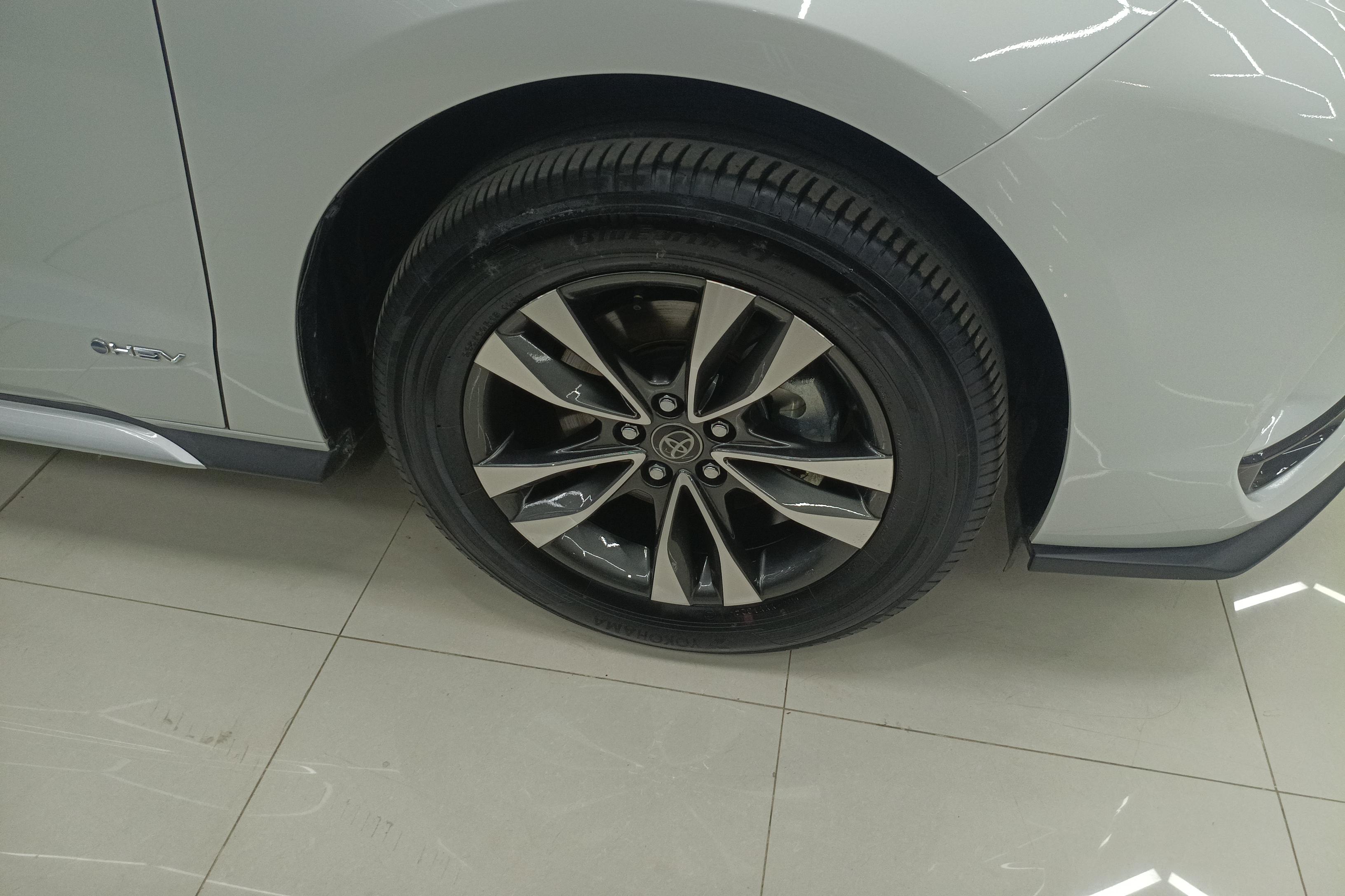 Toyota Granvia 2024 #6 Toyota Granvia 2024 car image #6