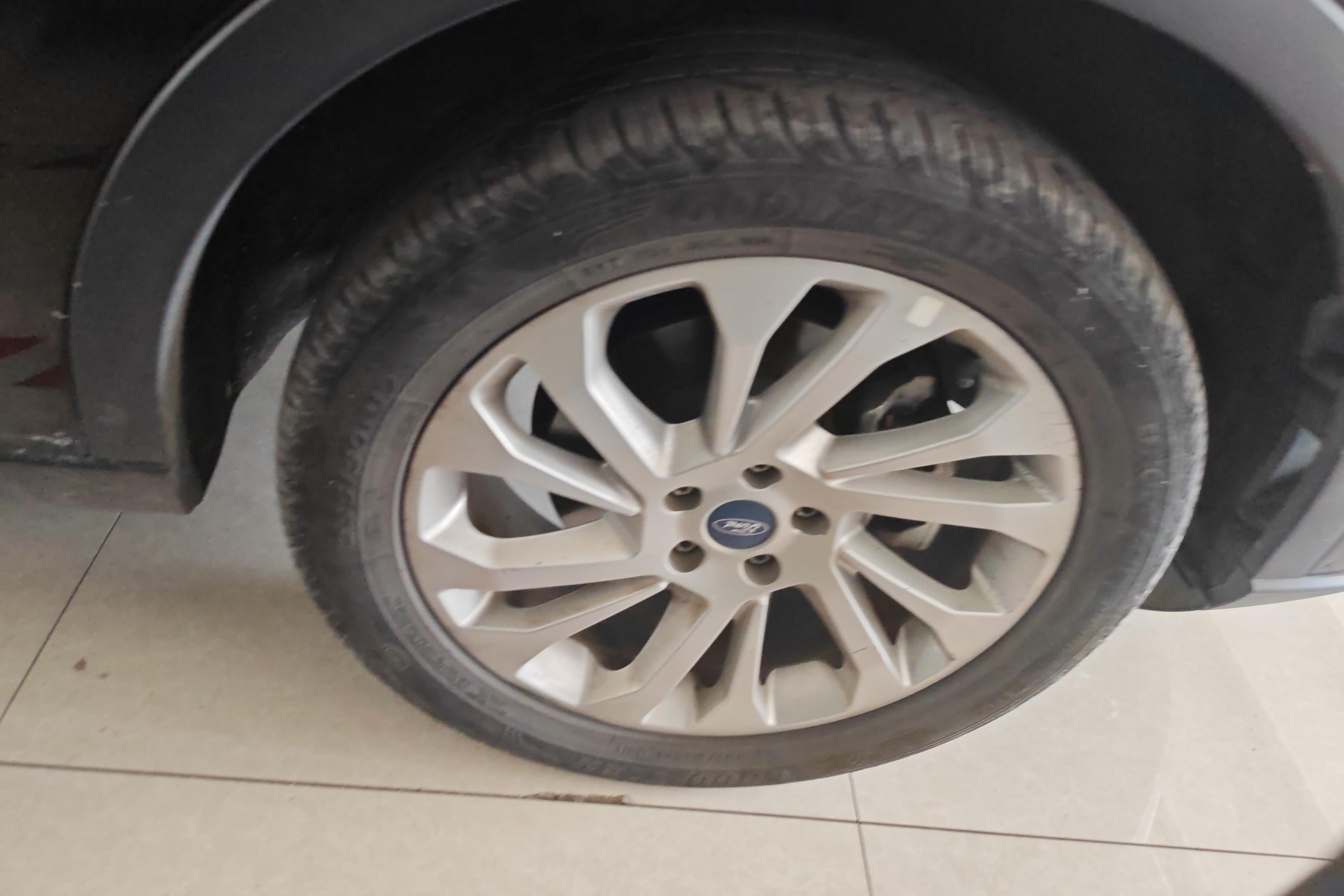 Ford Equator 2022 car image #6