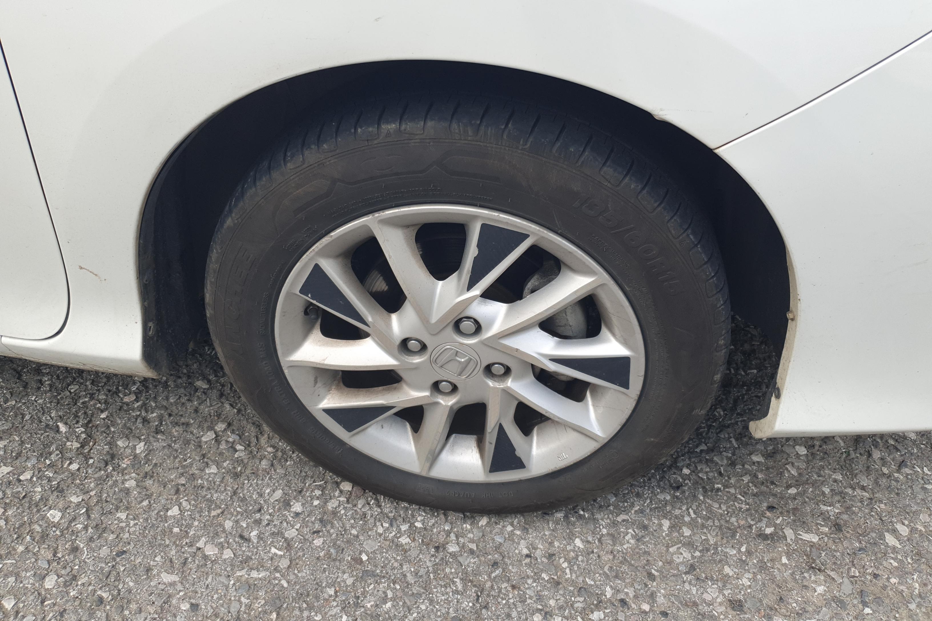 Honda Gienia 2016 #6 Honda Gienia 2016 car image #6