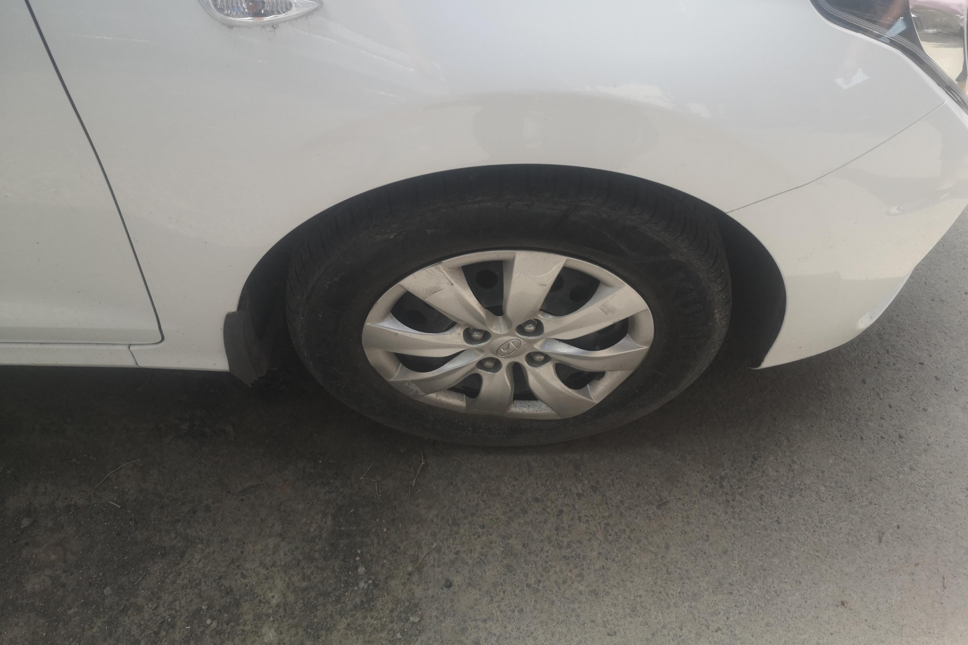 现代 瑞纳 2019 汽车图片 #6