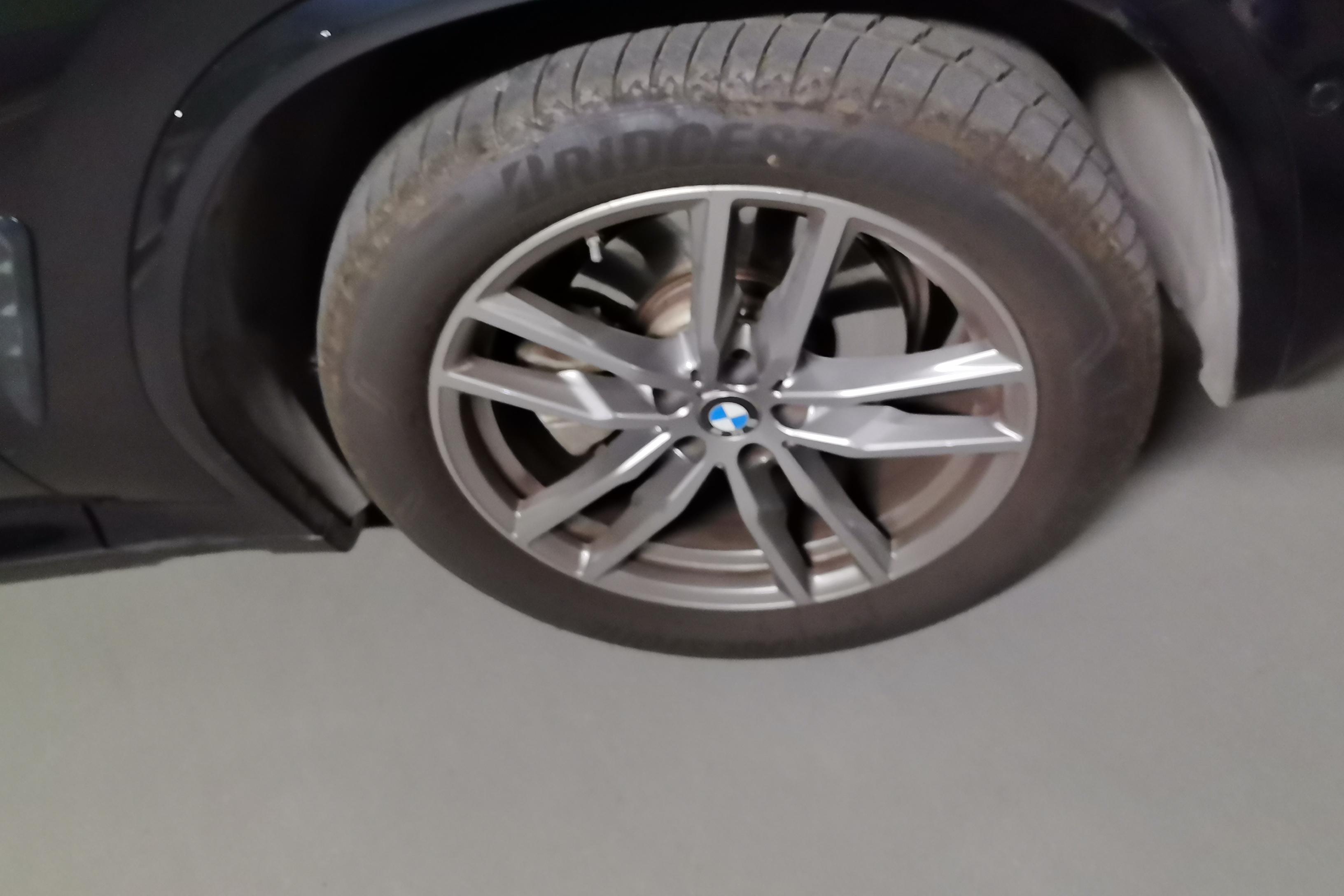 BMW X4 M40i 2024 #6 BMW X4 M40i 2024 car image #6