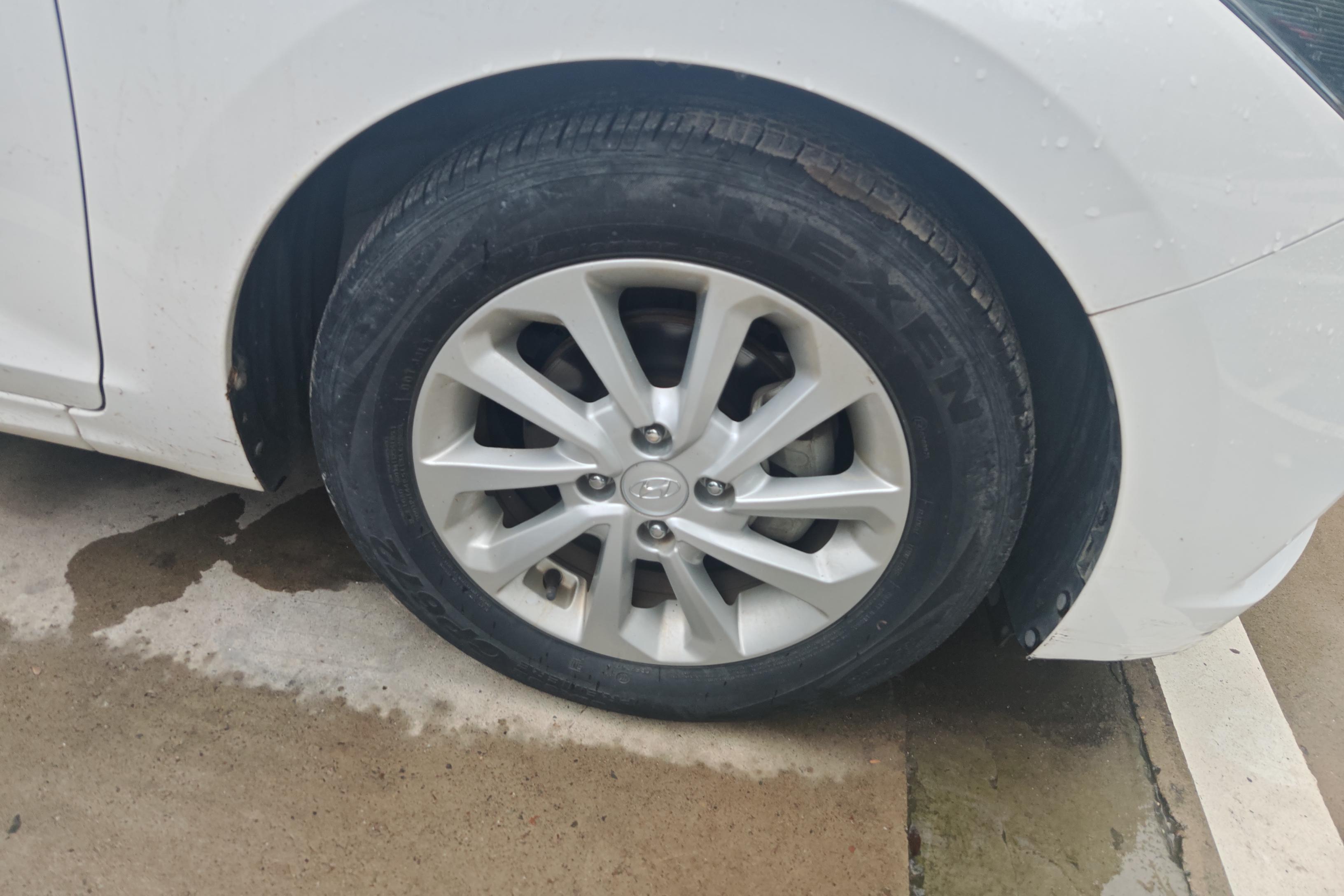 Hyundai Verna 2018 car image #6