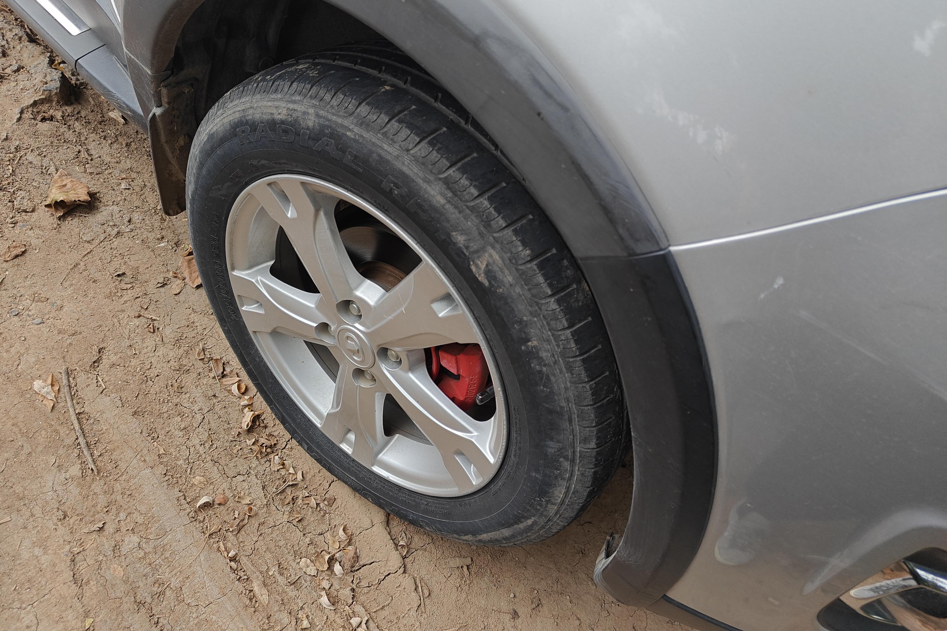 Great Wall M4 2013 car image #6