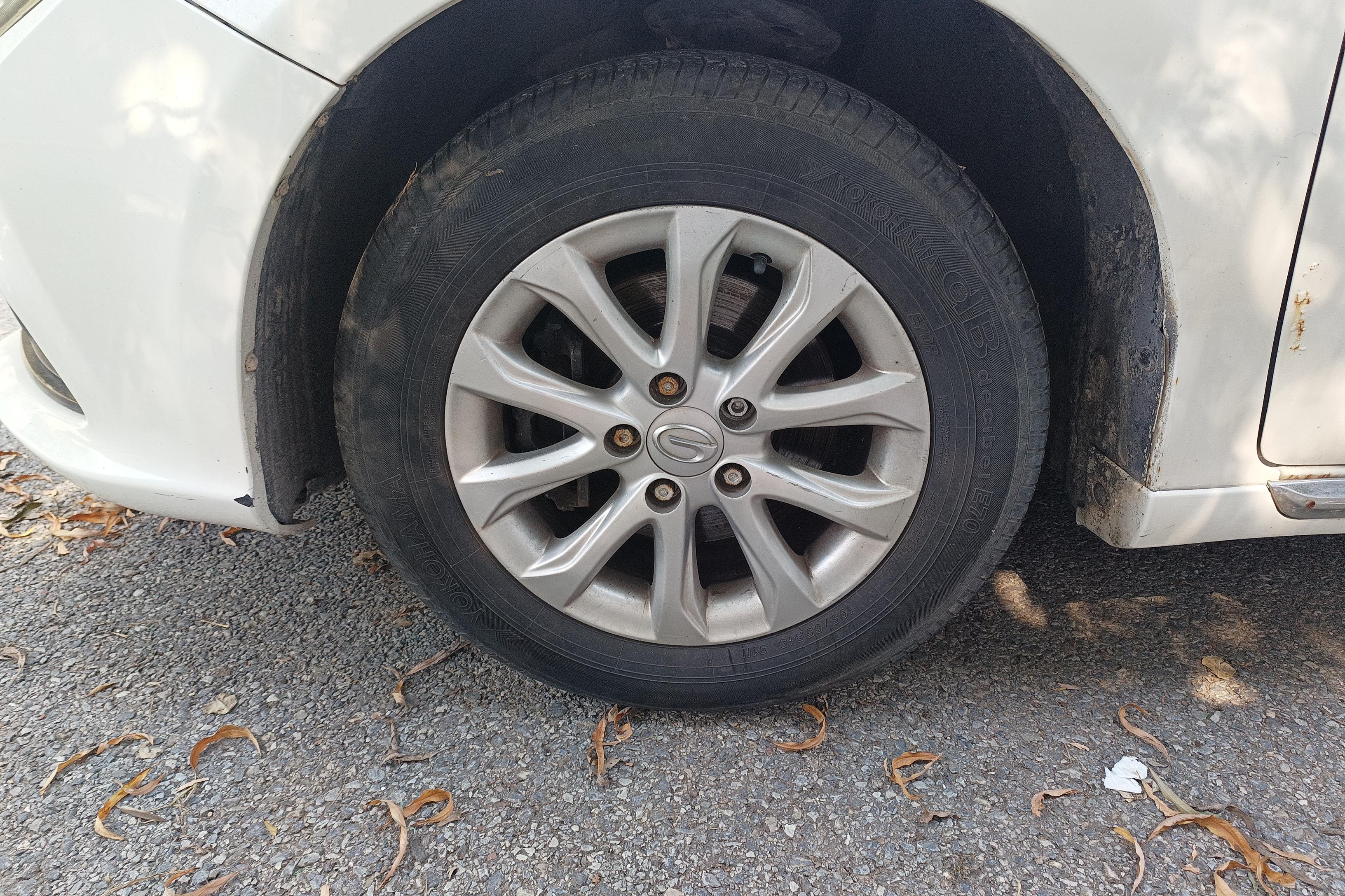 GAC Trumpchi GA3S 2015 imagem de carro #6