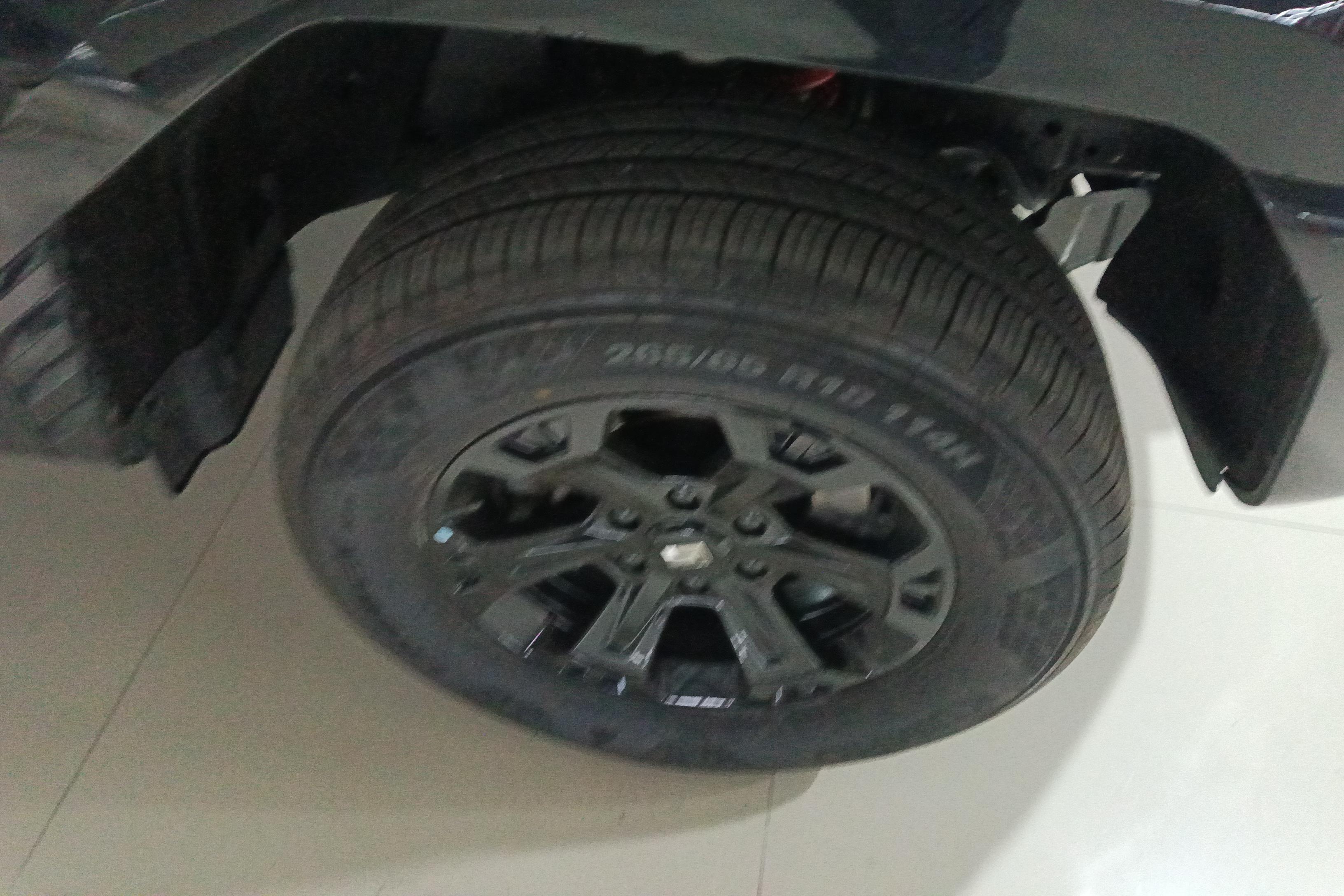 Tank 400 2024 car image #6