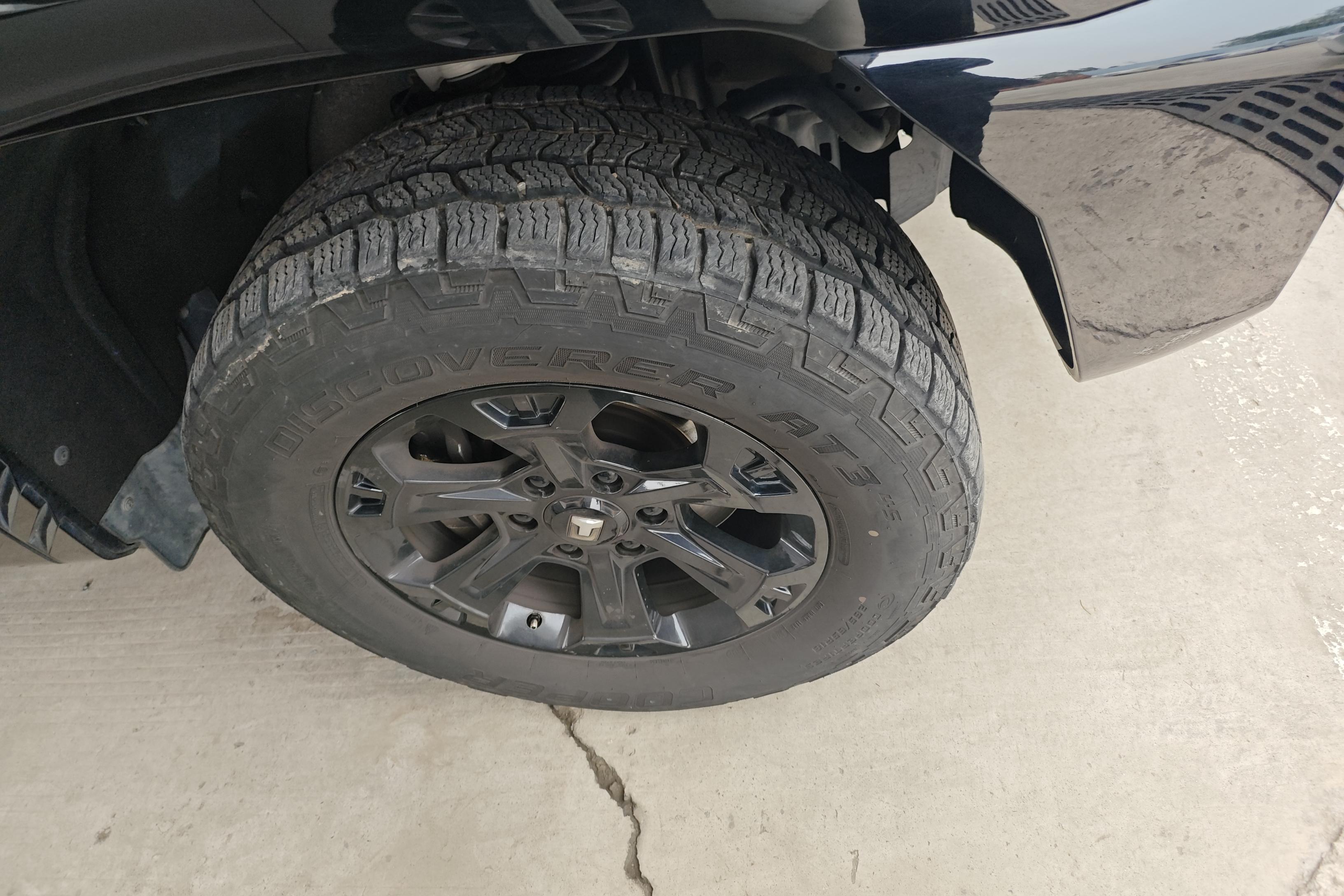 Tank 400 2024 car image #6