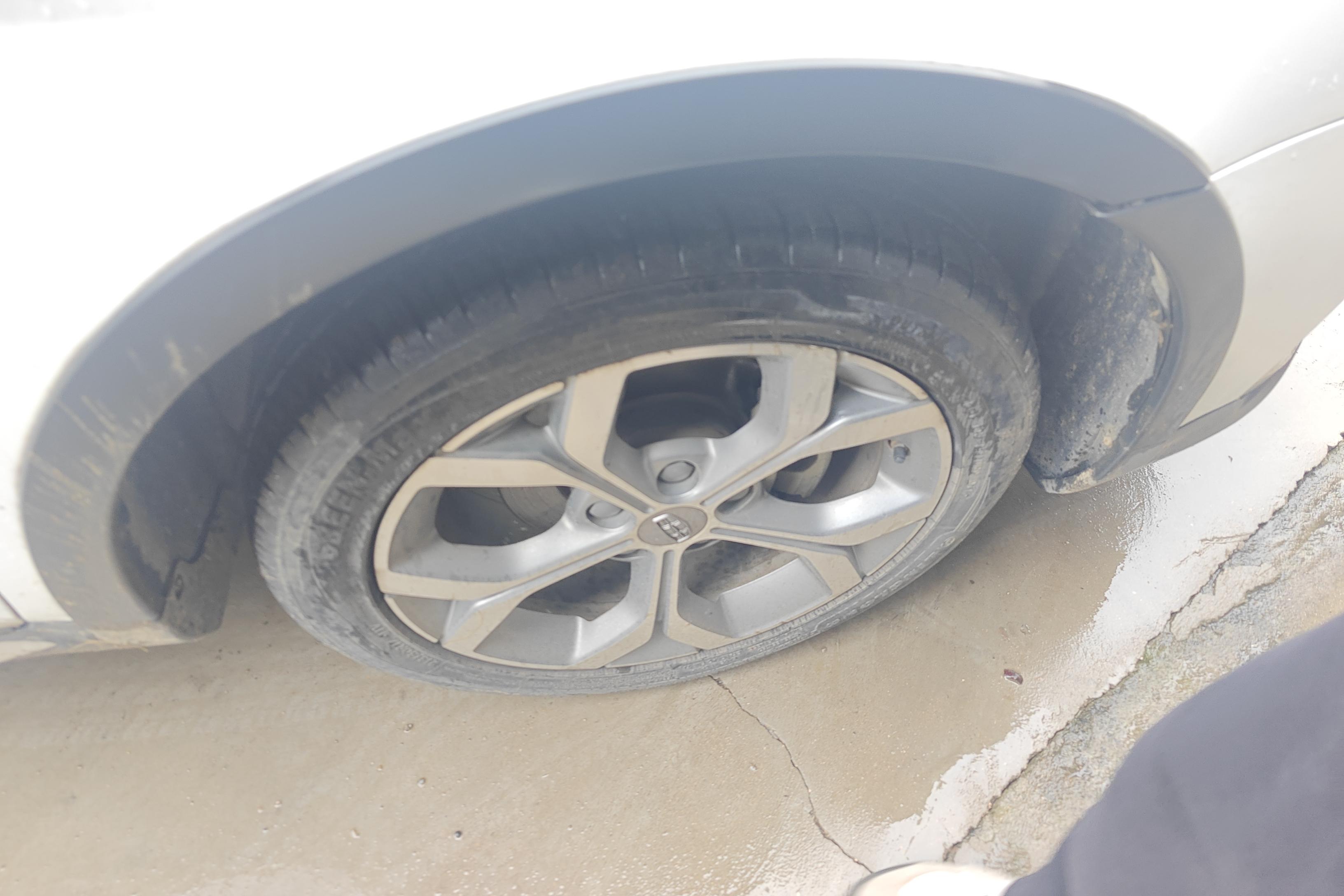 GEELY Vision S1 2018 car image #6