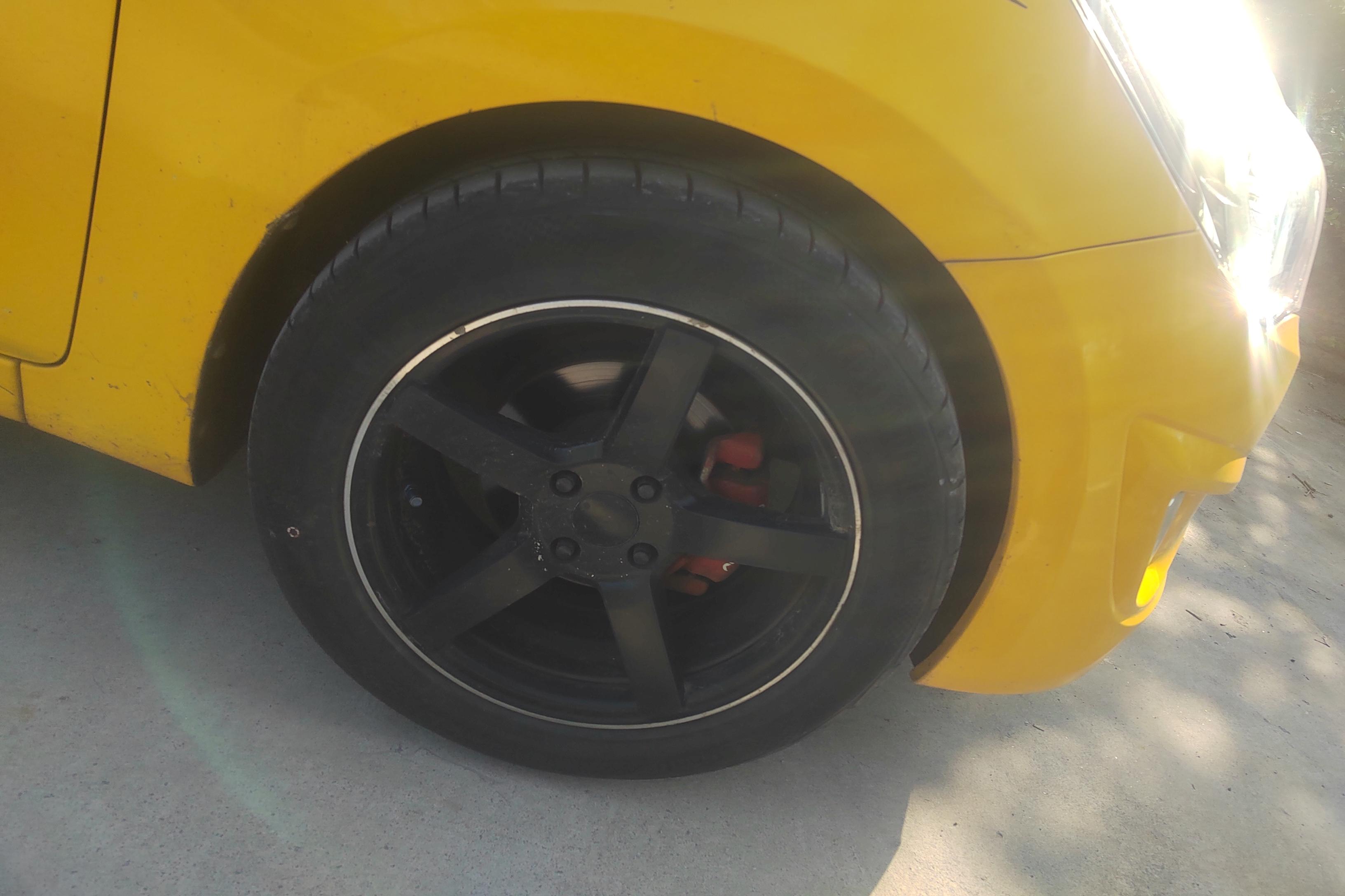 Hyundai Reina 2013 car image #6