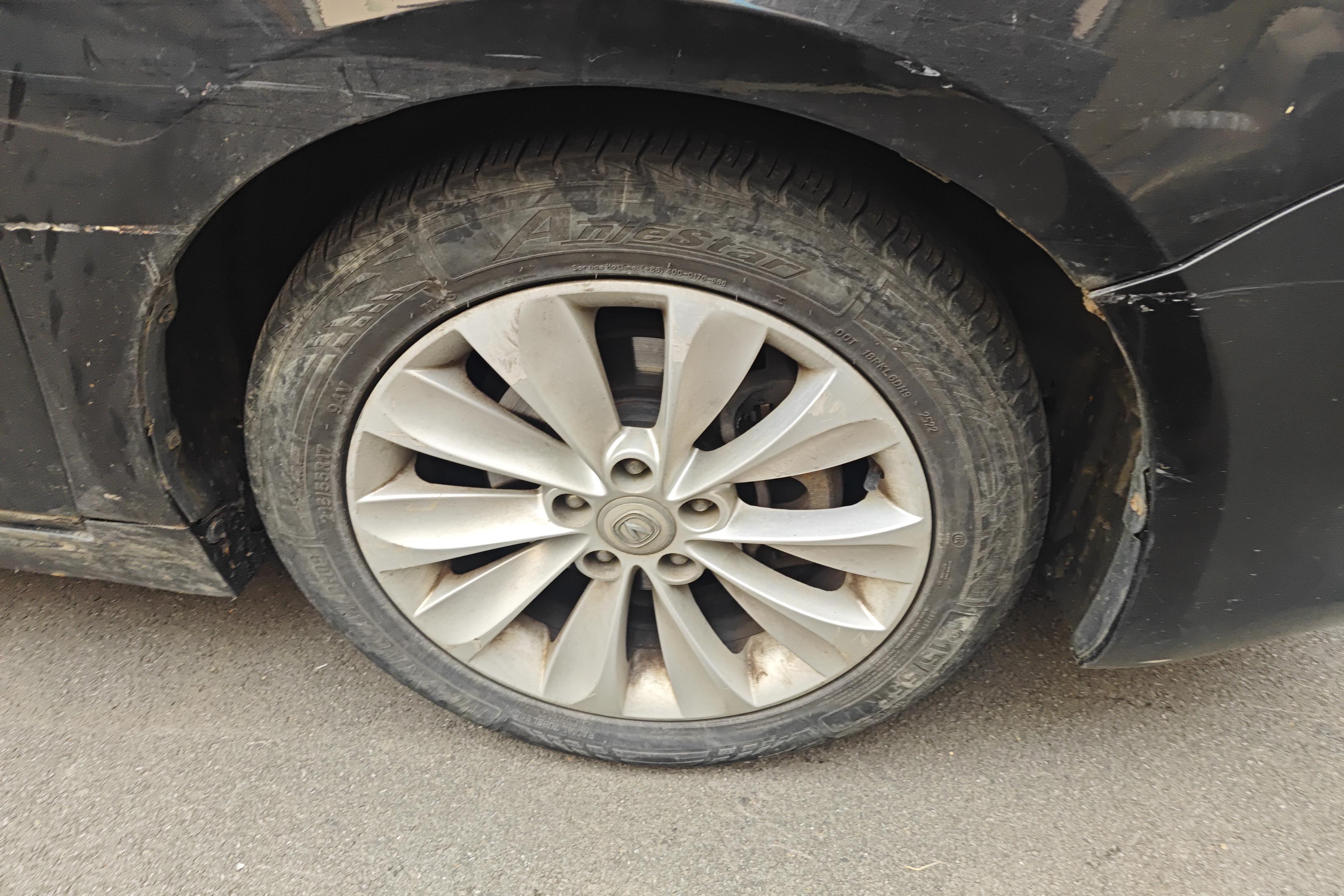 Changan Raeton 2013 car image #6