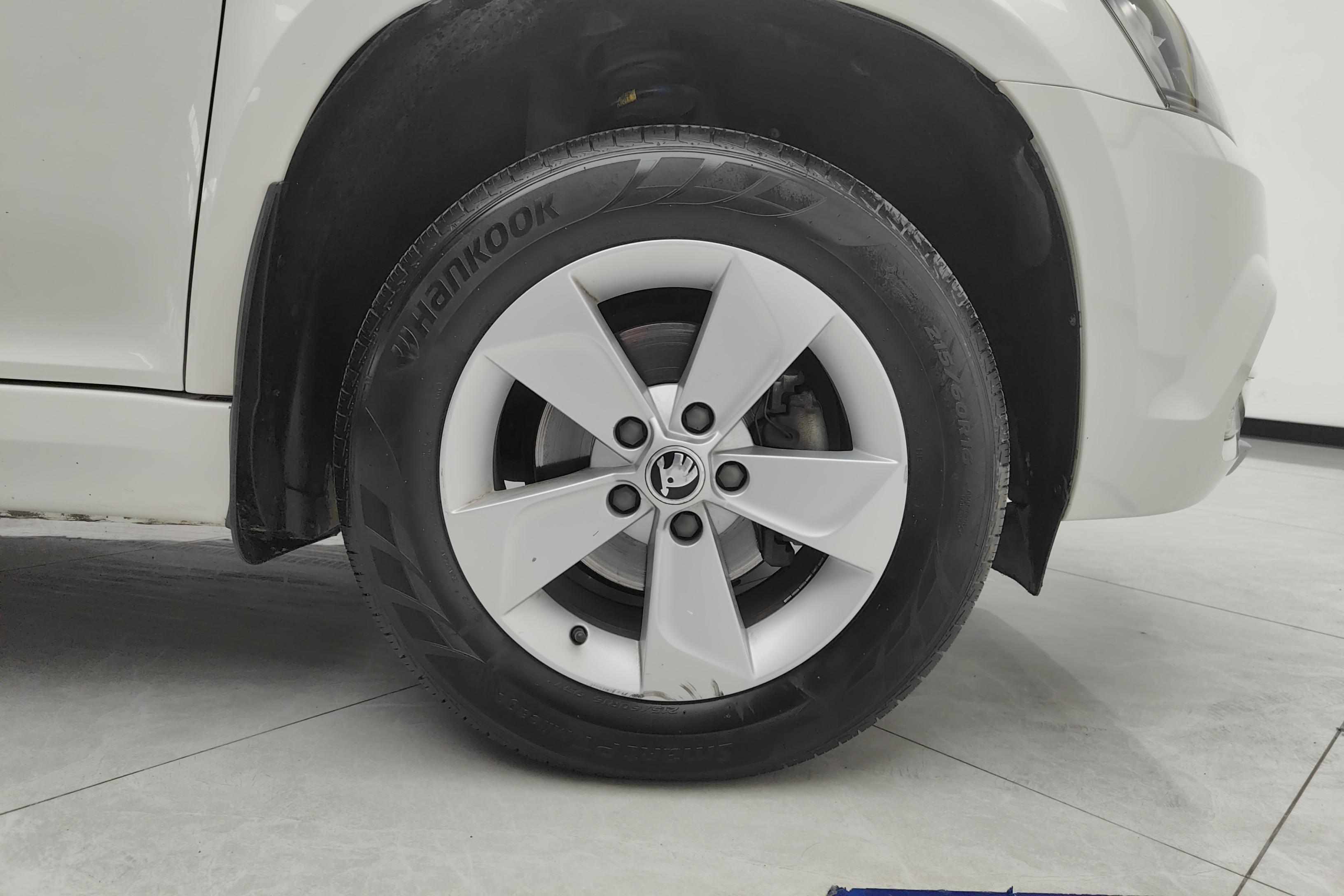 Skoda Yeti 2016 car image #6