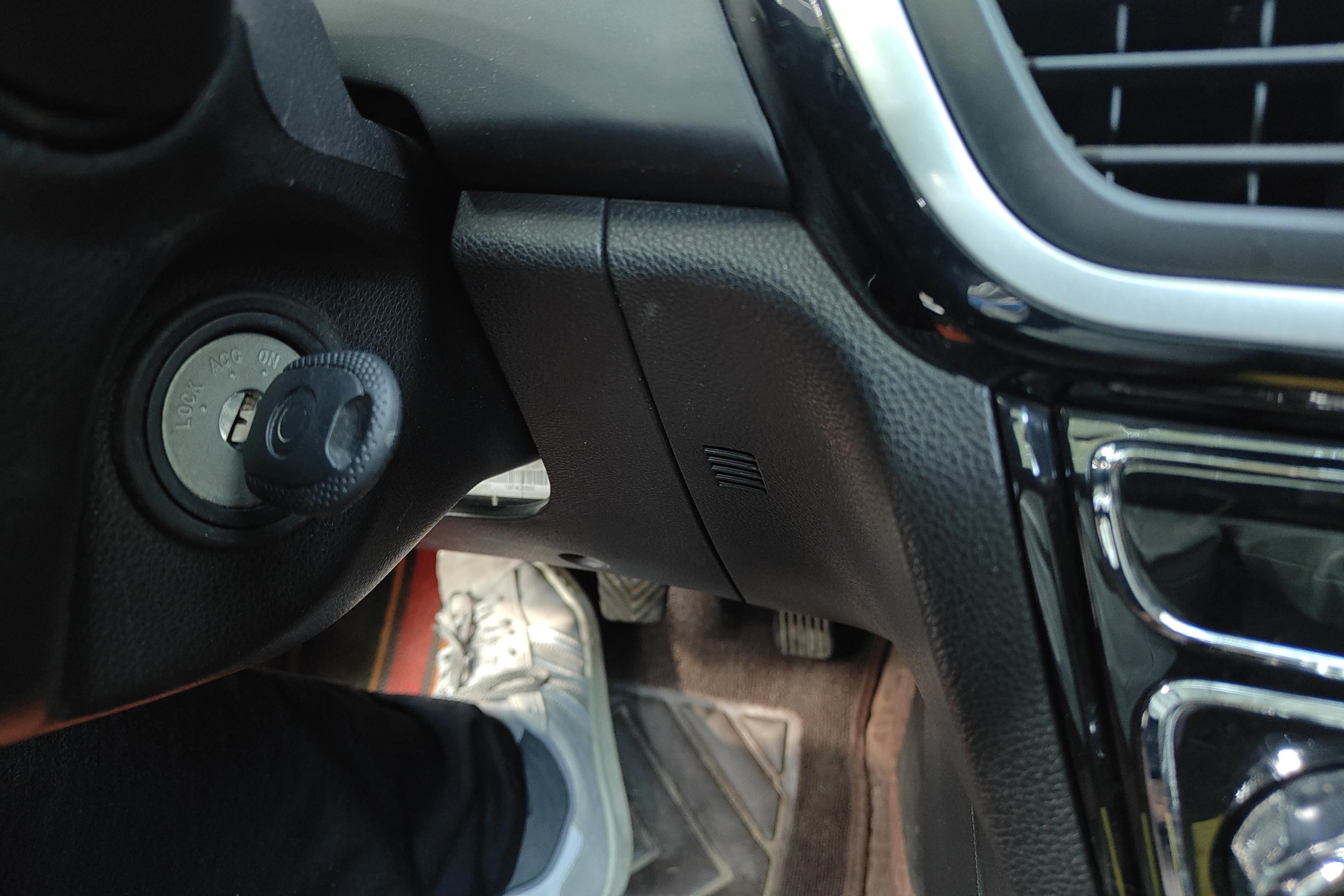 Soueast A5 Wing Dance 2019 #6 Soueast A5 Wing Dance 2019 car image #6