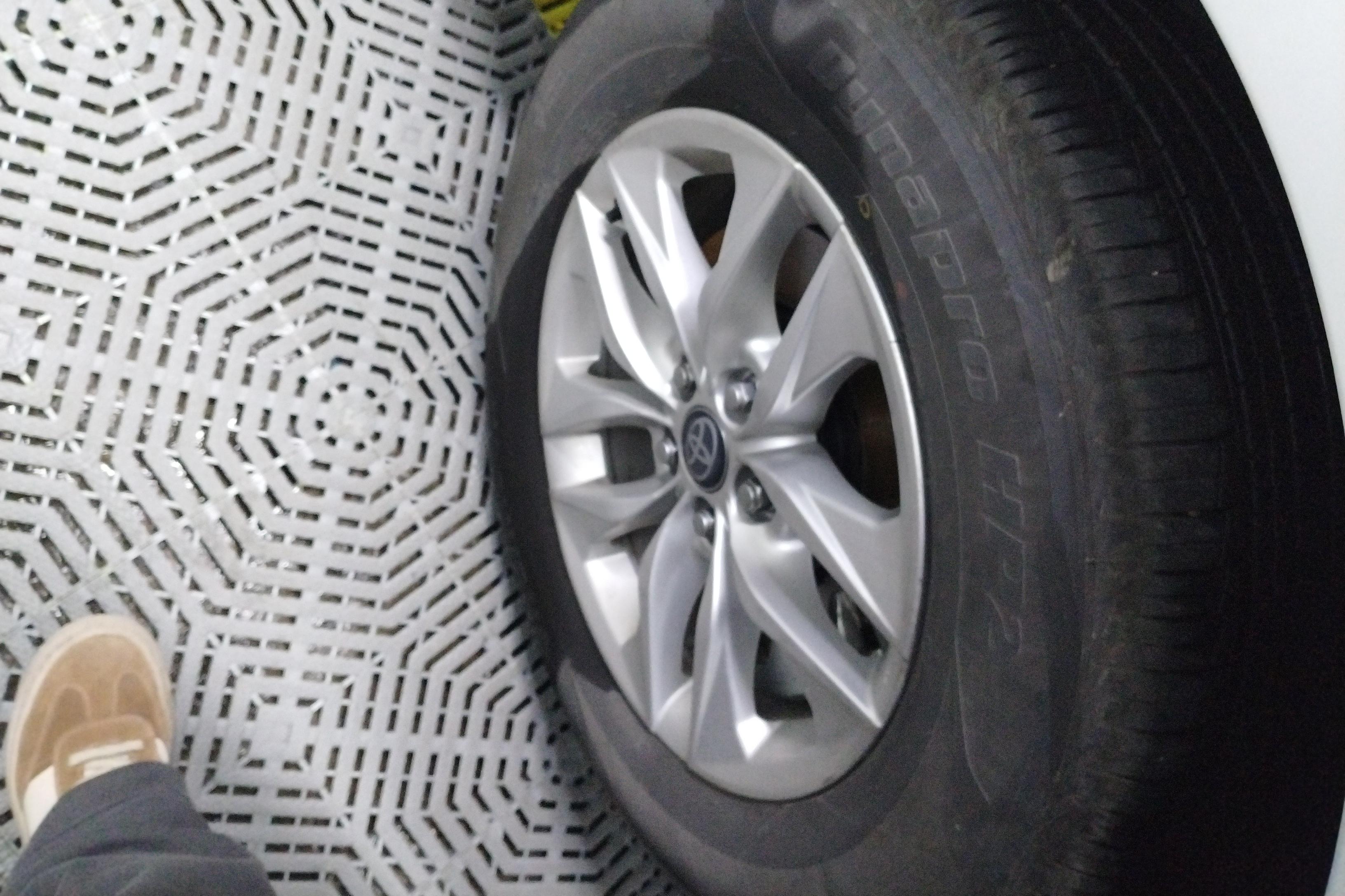 Toyota Granvia 2023 #6 Toyota Granvia 2023 car image #6