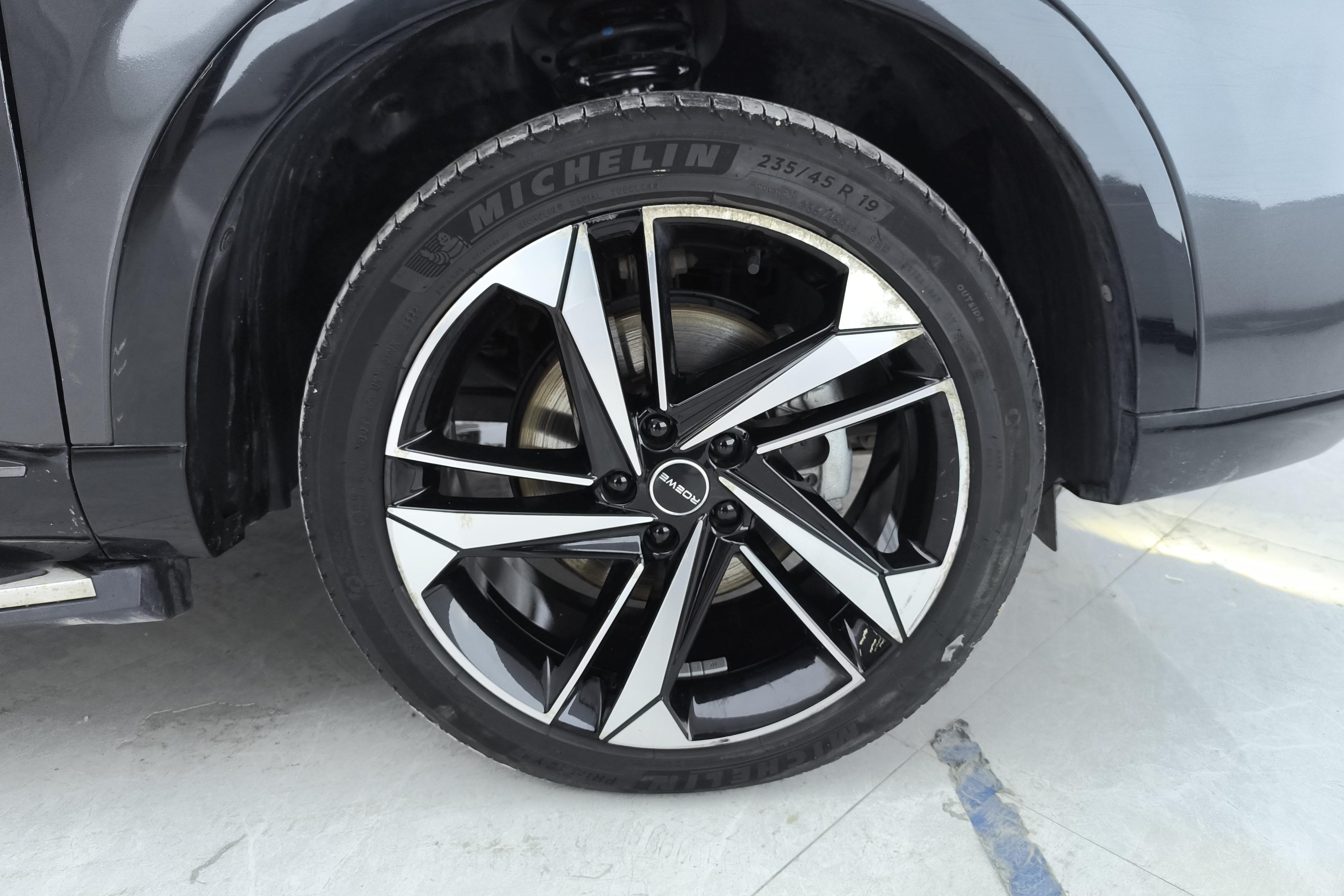 Roewe RX5 MAX 2023 изображение автомобиля #6