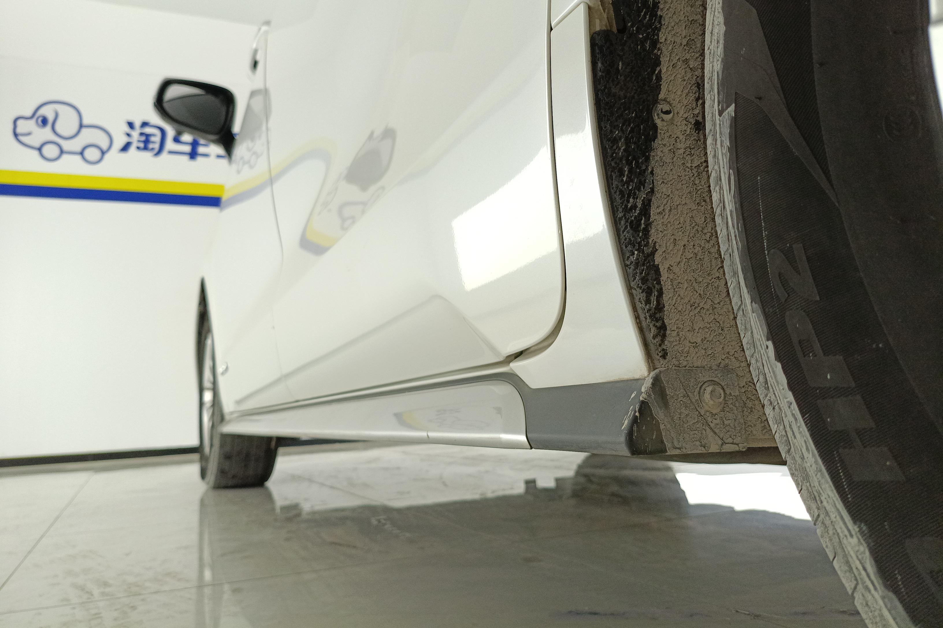 Toyota Granvia 2023 car image #6