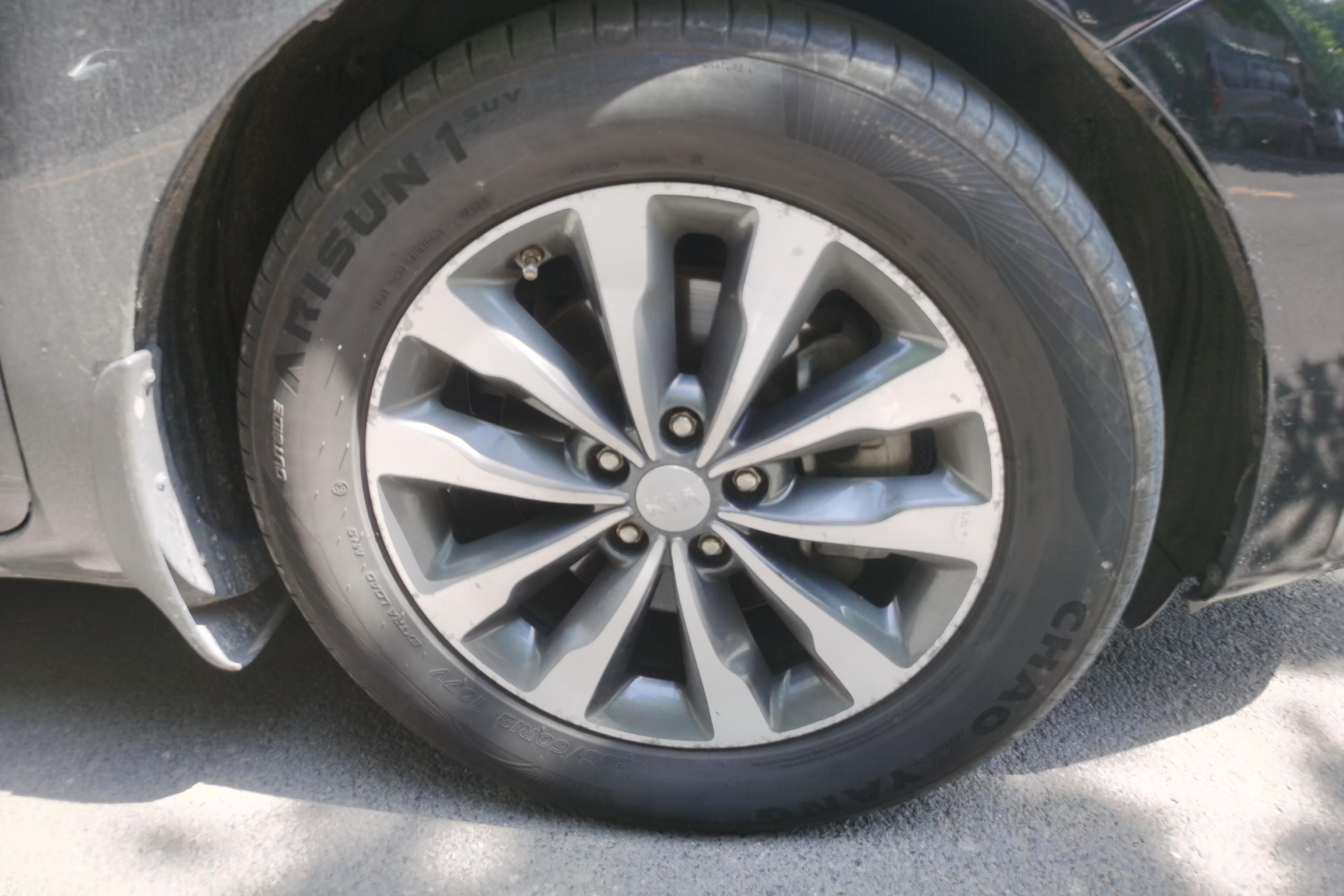 Kia Carnival 2016 изображение автомобиля #6