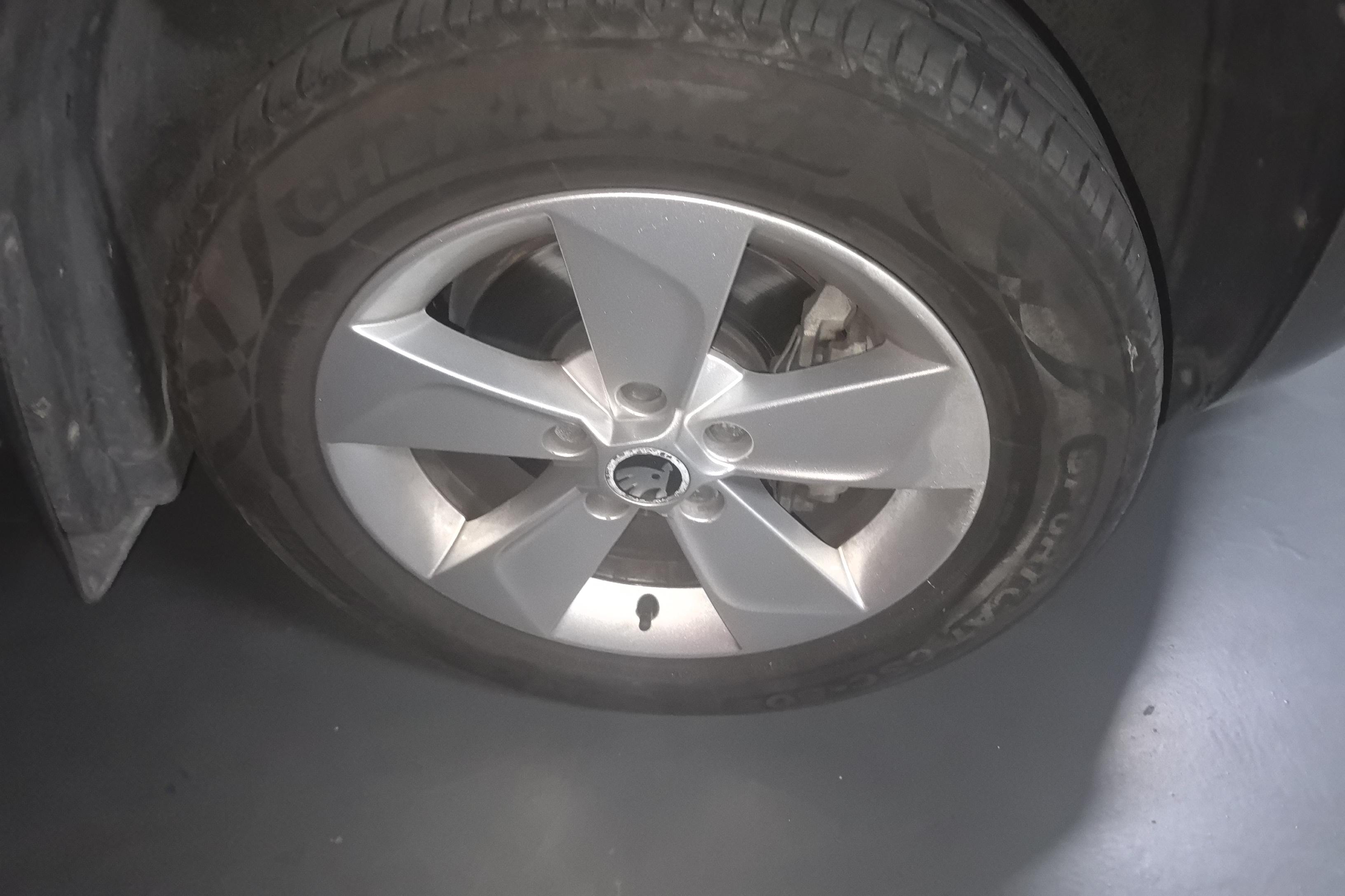 Skoda Yeti 2016 car image #6