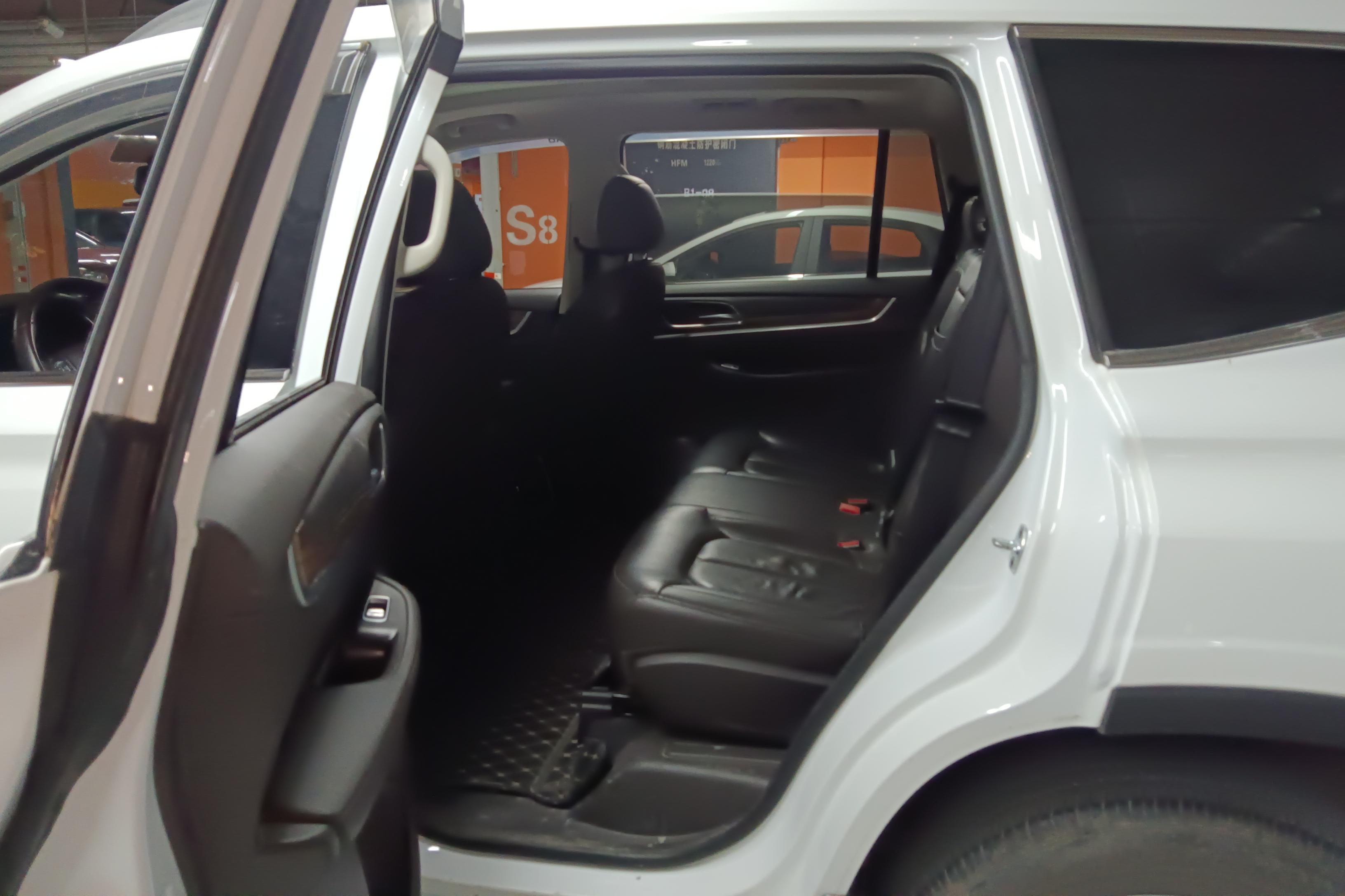 Roewe RX8 2018 изображение автомобиля #6