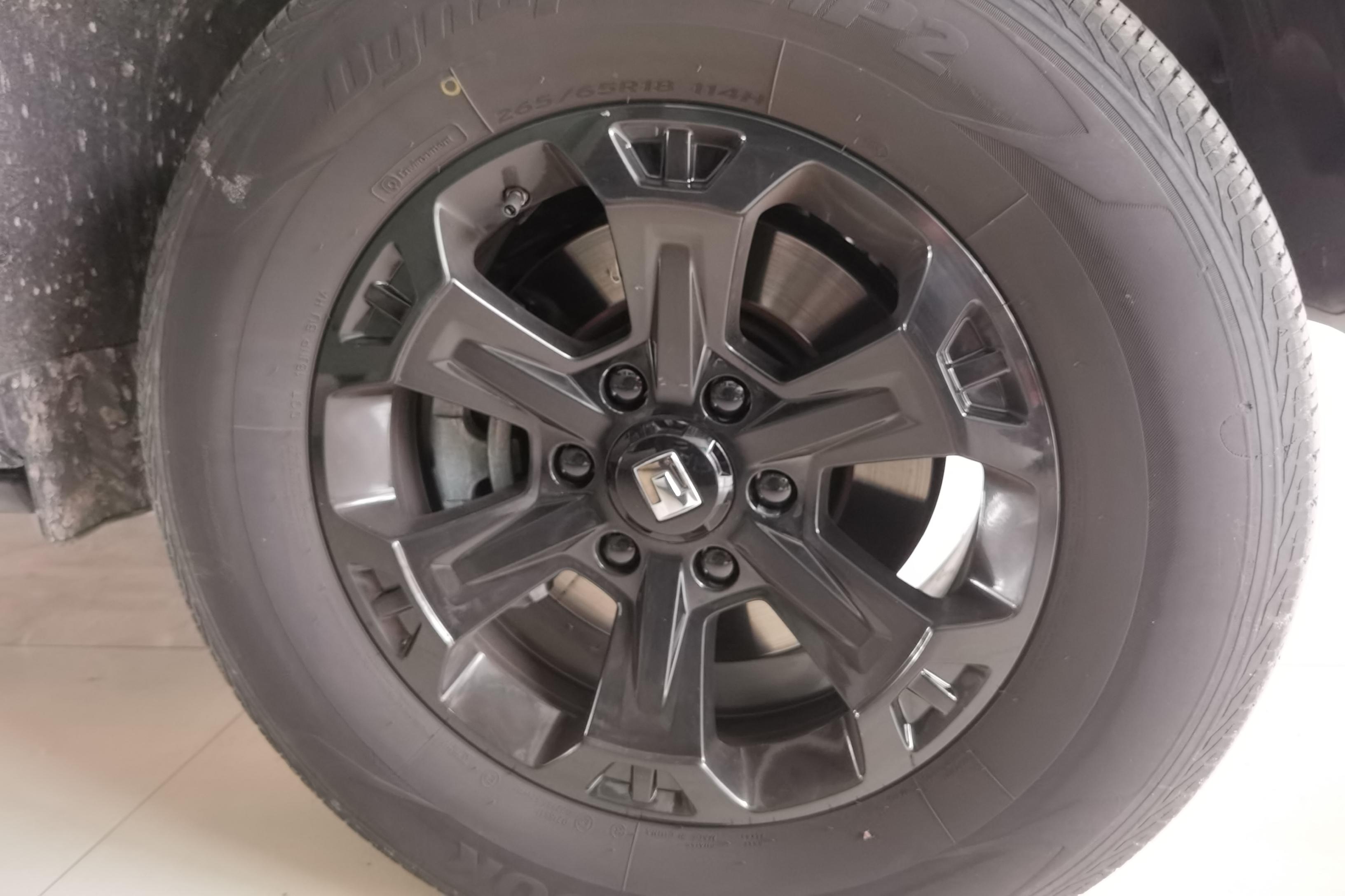 Tank 400 2024 car image #6