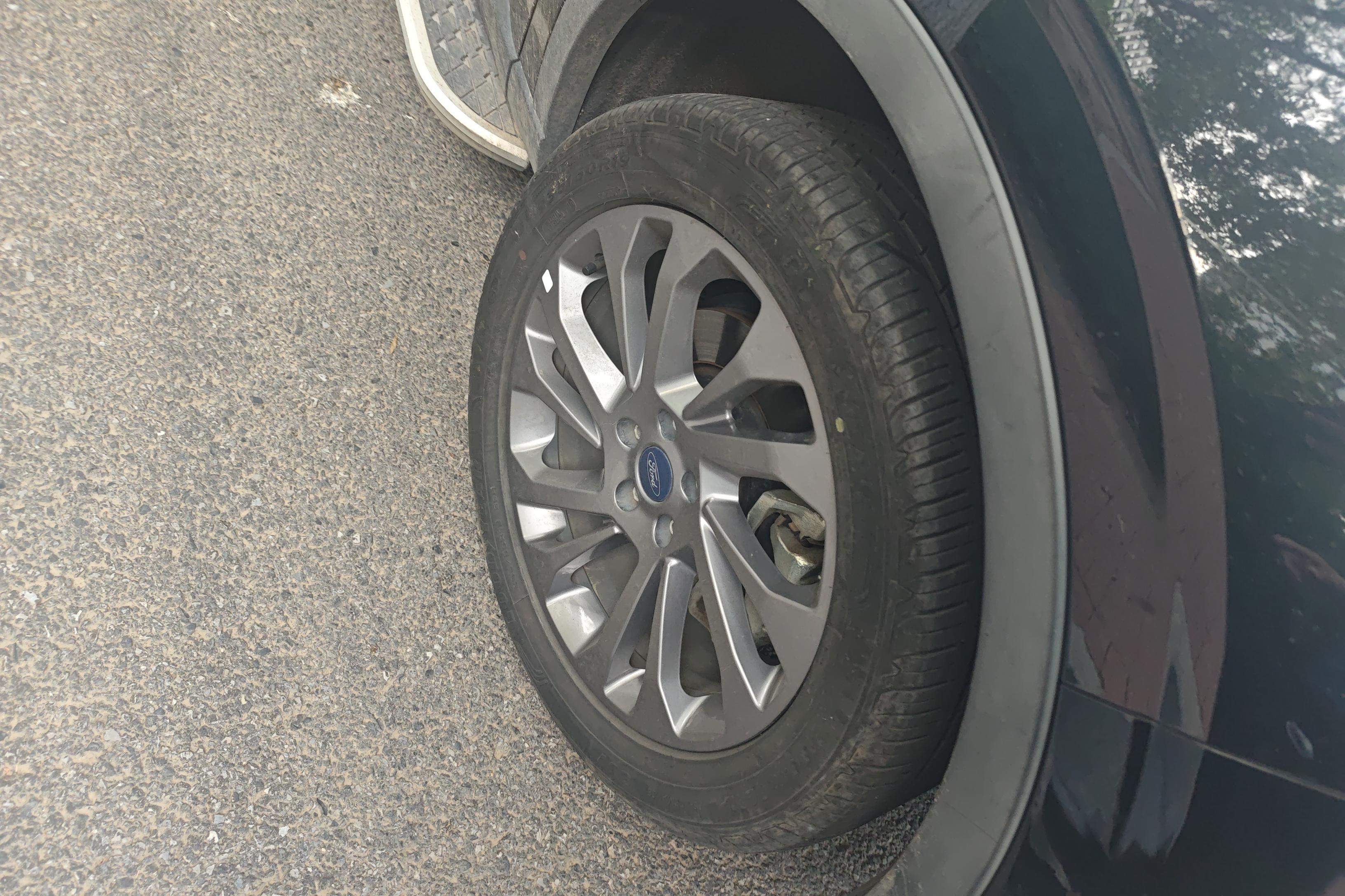 Ford Equator 2021 car image #6