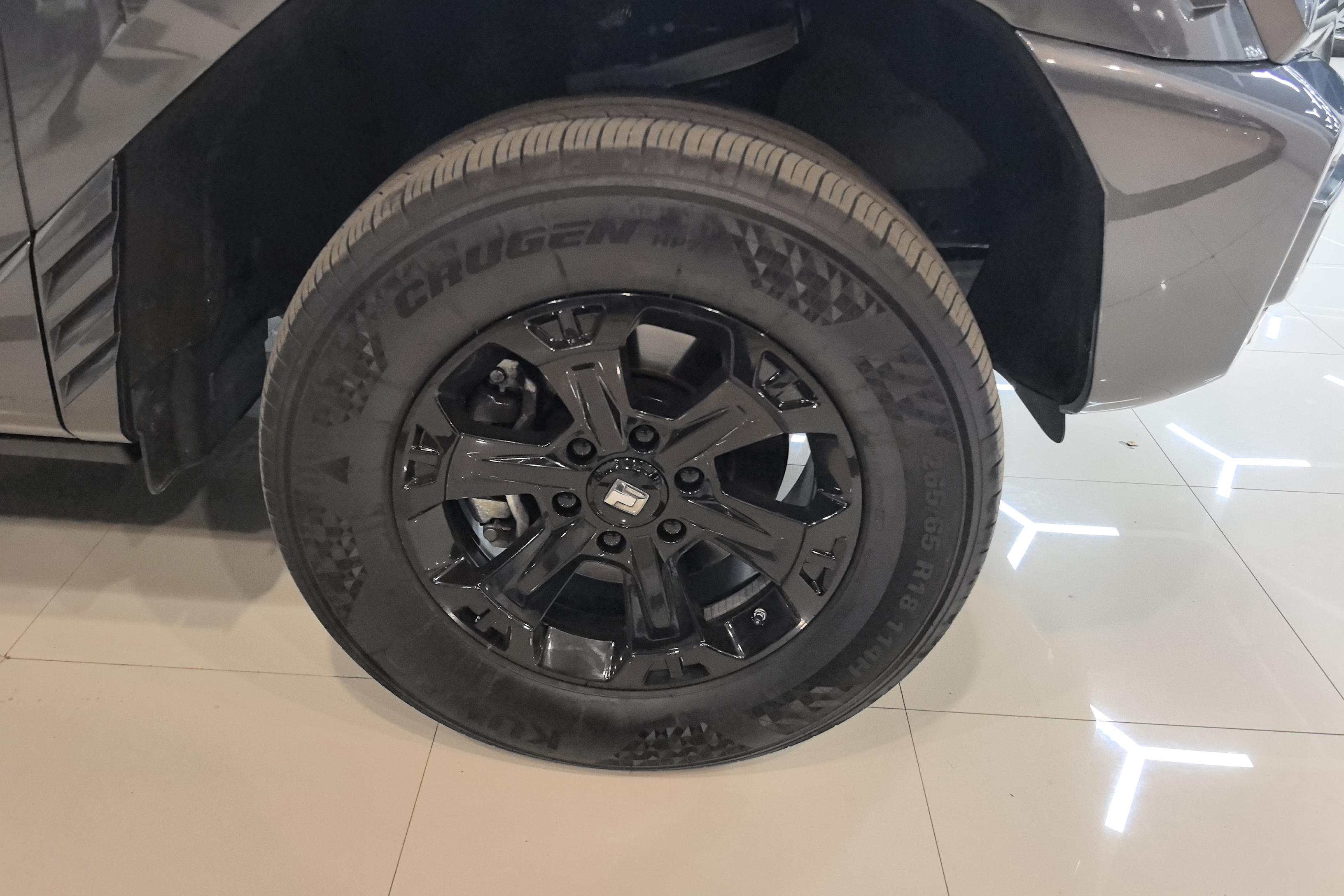 Tank 400 2024 car image #6