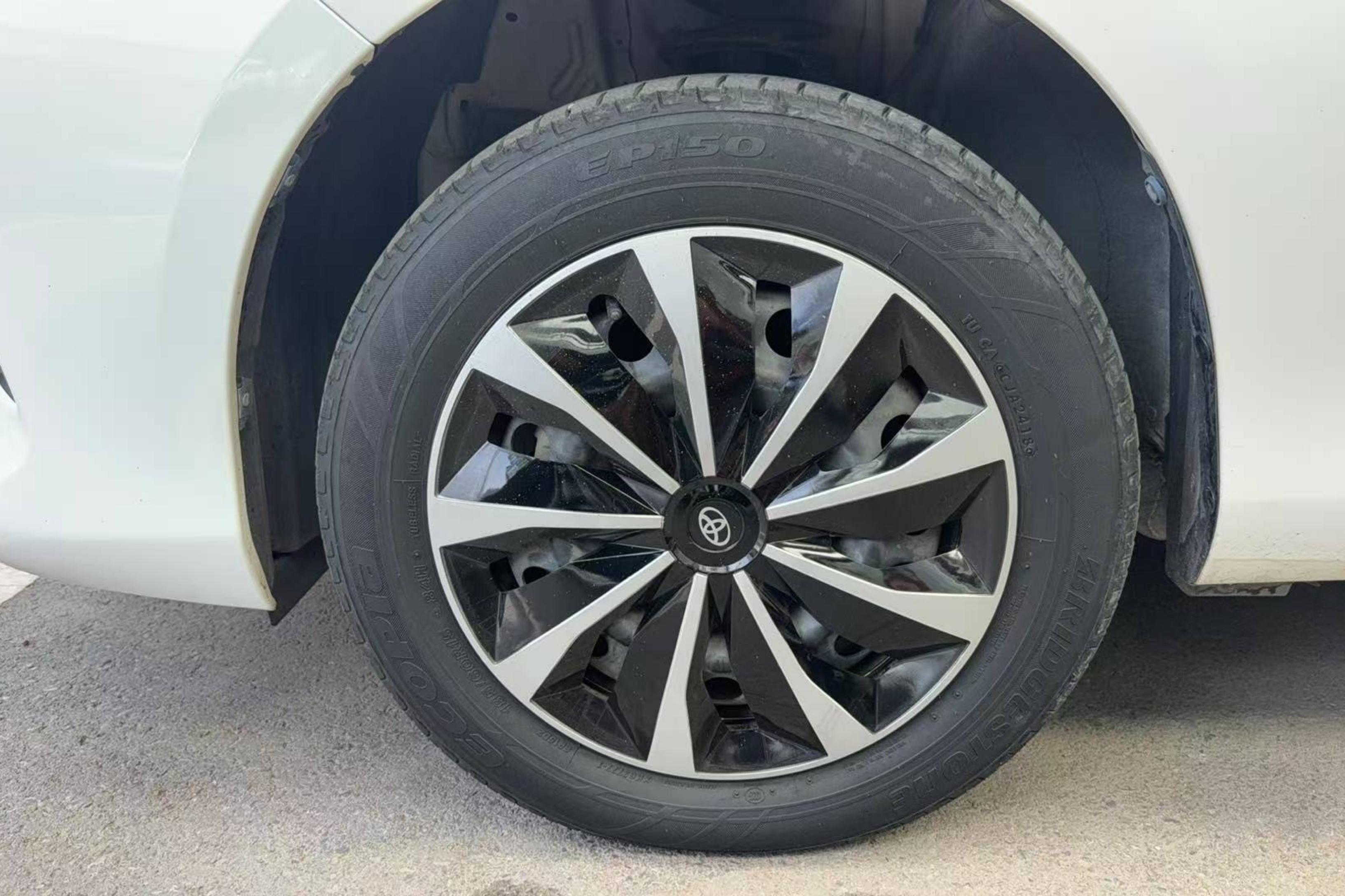 Toyota Vios 2018 car image #6