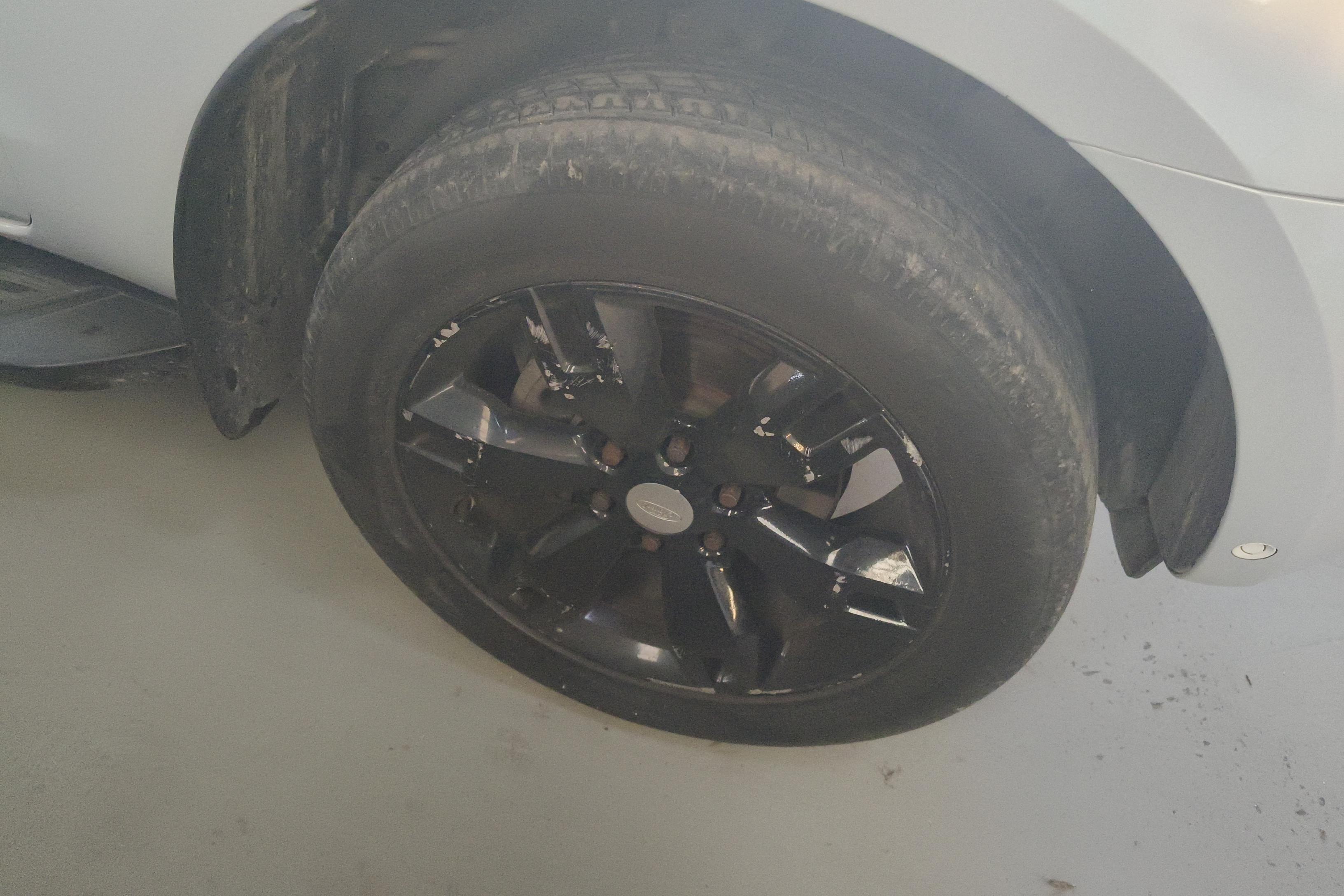 Ford Everest 2015 car image #6