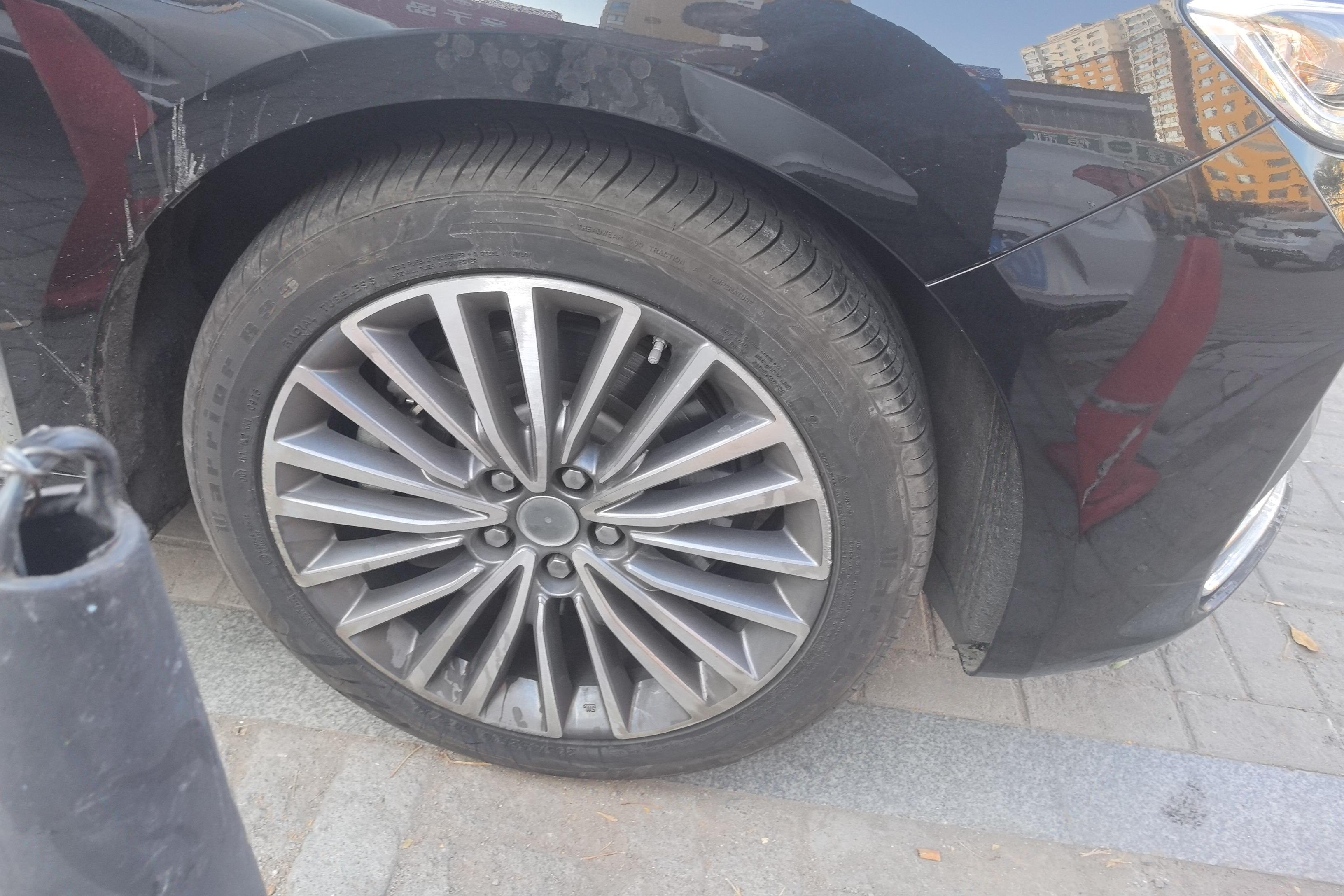 HongQi H9 2020 car image #6