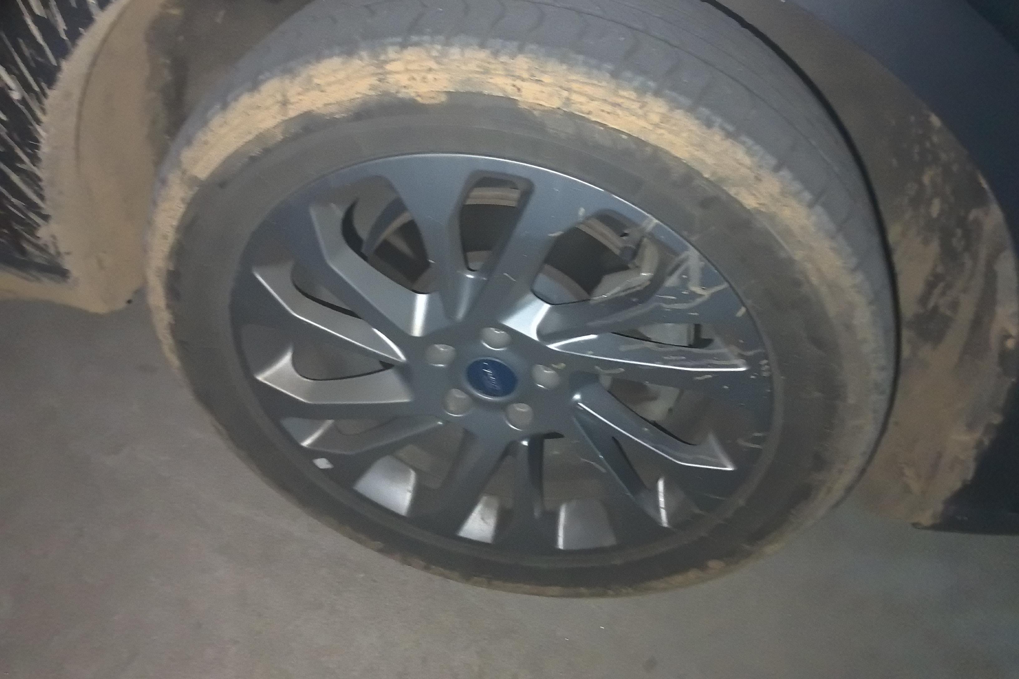 Ford Equator 2023 car image #6