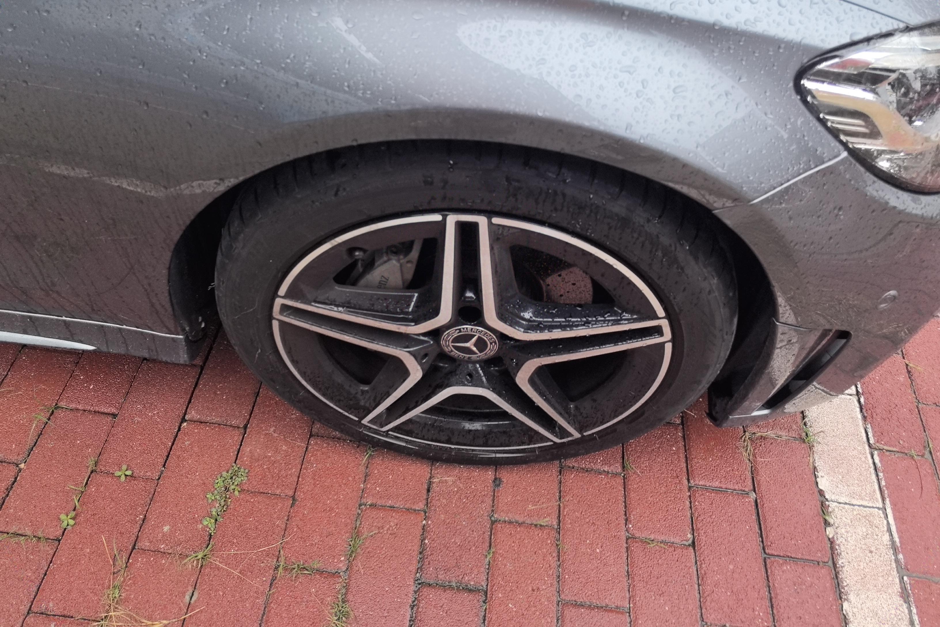 Mercedes-Benz C Class (Imported) 2019 #6 Mercedes-Benz C Class (Imported) 2019 car image #6