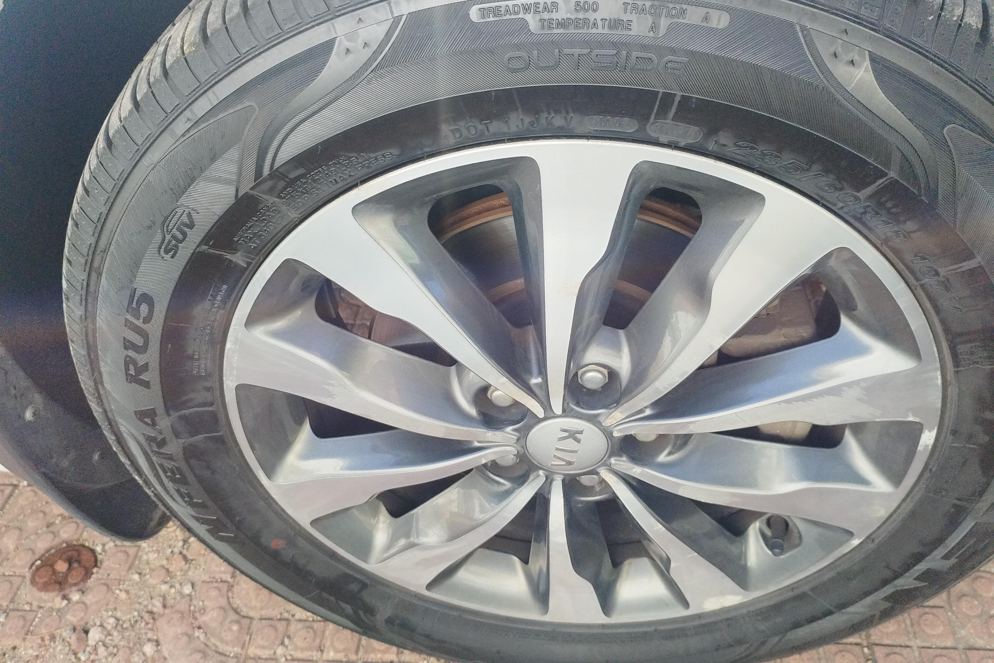 Kia Carnival 2017 изображение автомобиля #6